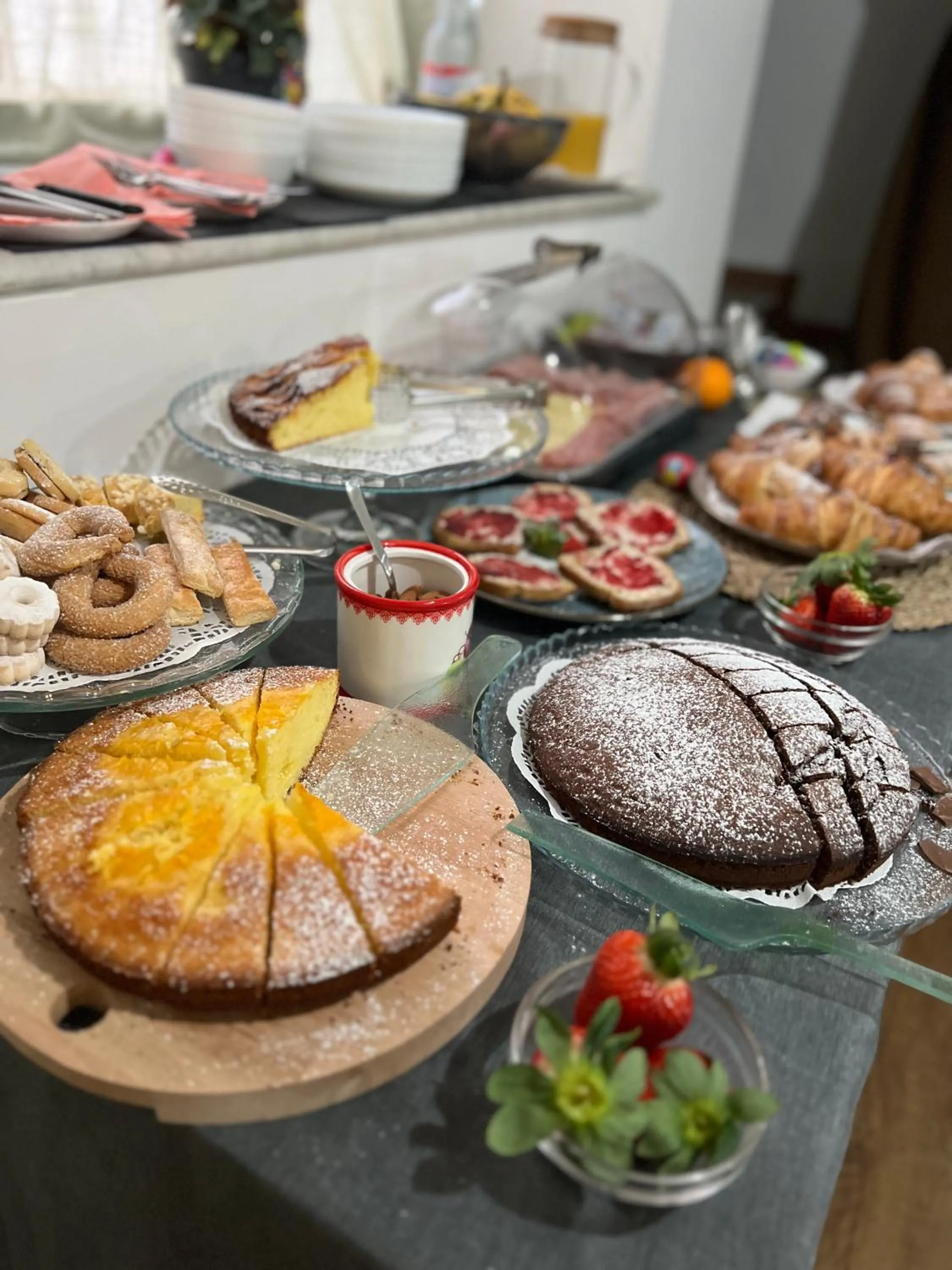 Buffet breakfast in Hotel Brenta