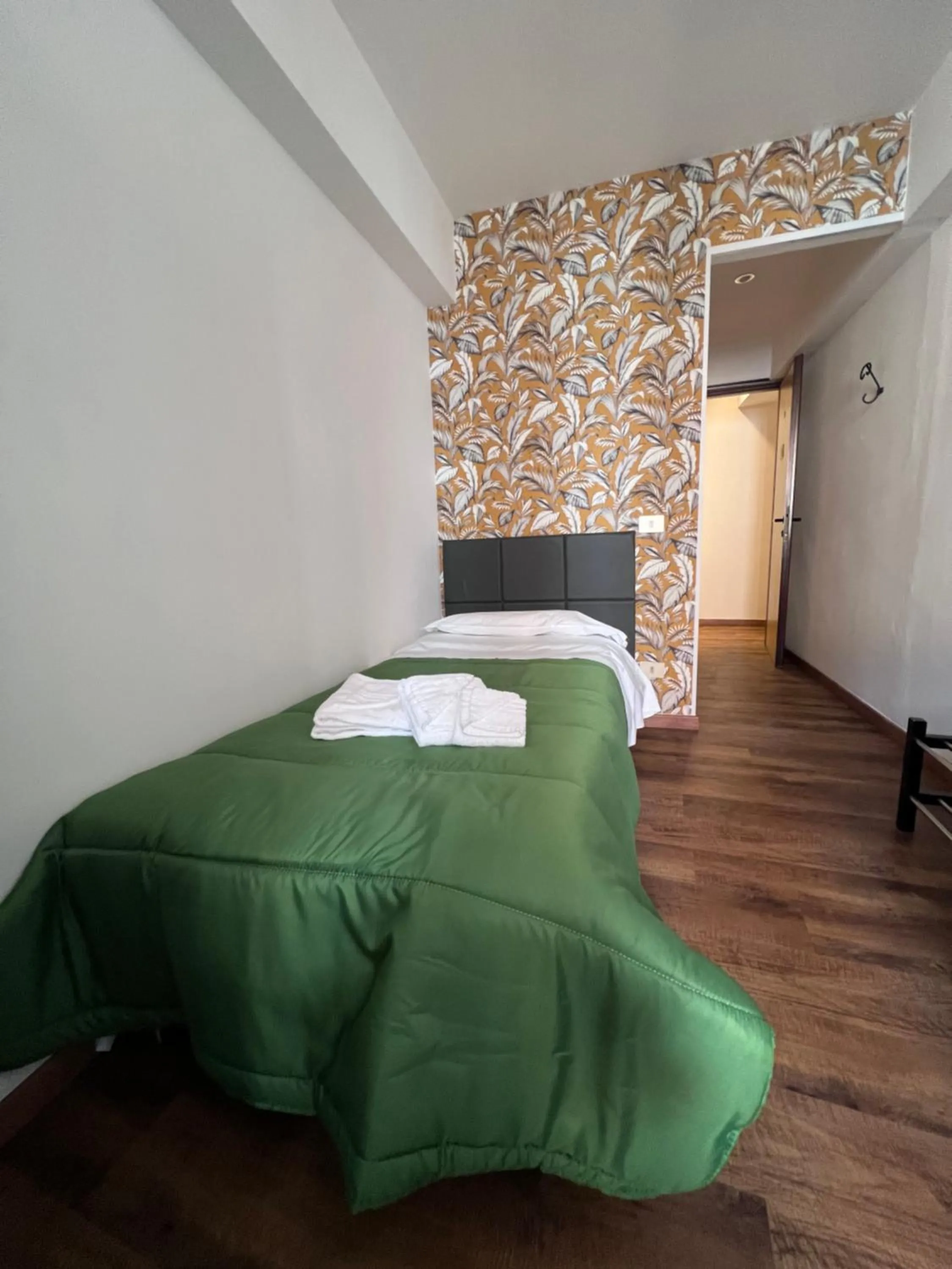 Photo of the whole room, Bed in Hotel Brenta