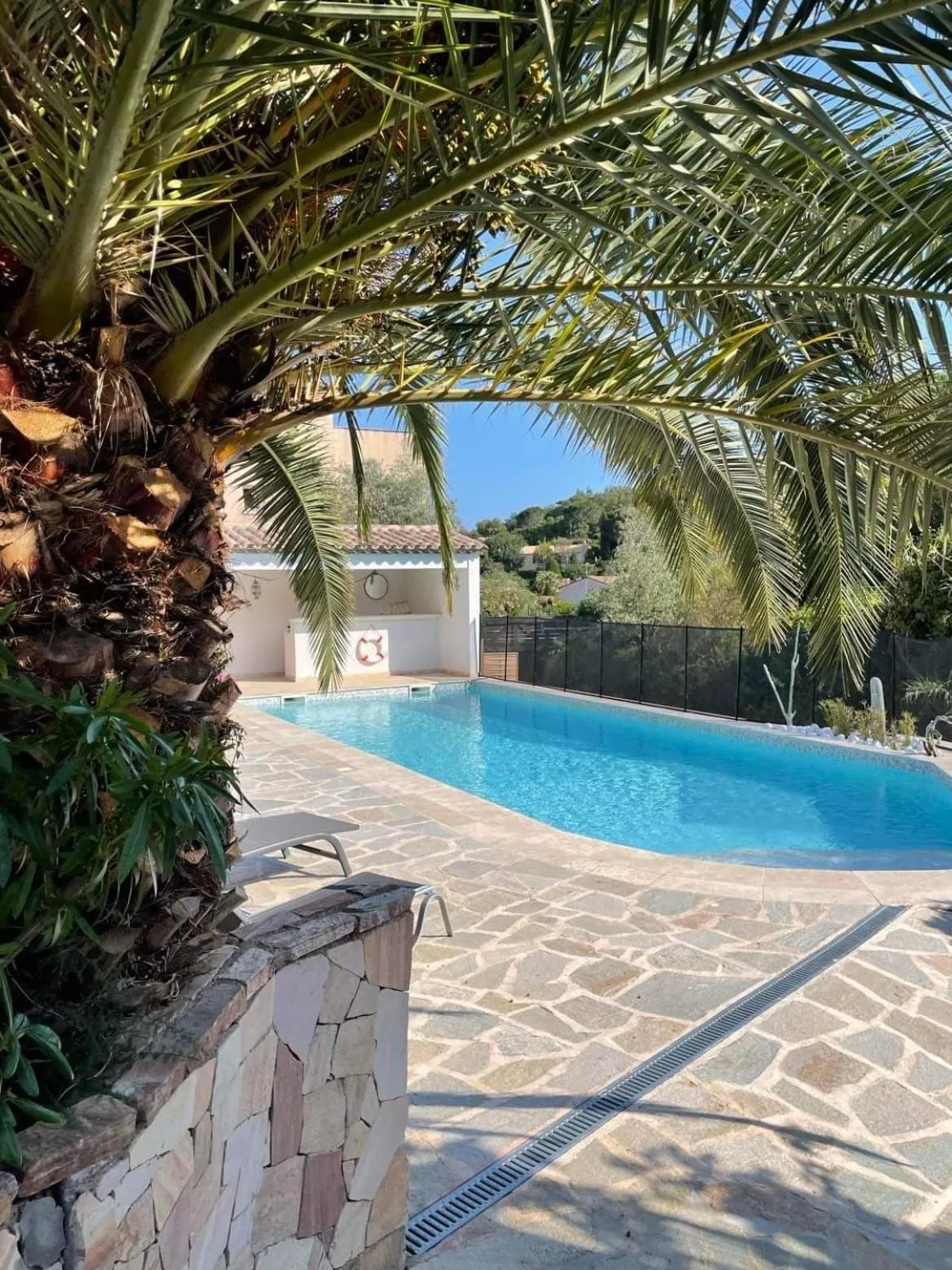 Swimming pool in Maxima Sunset