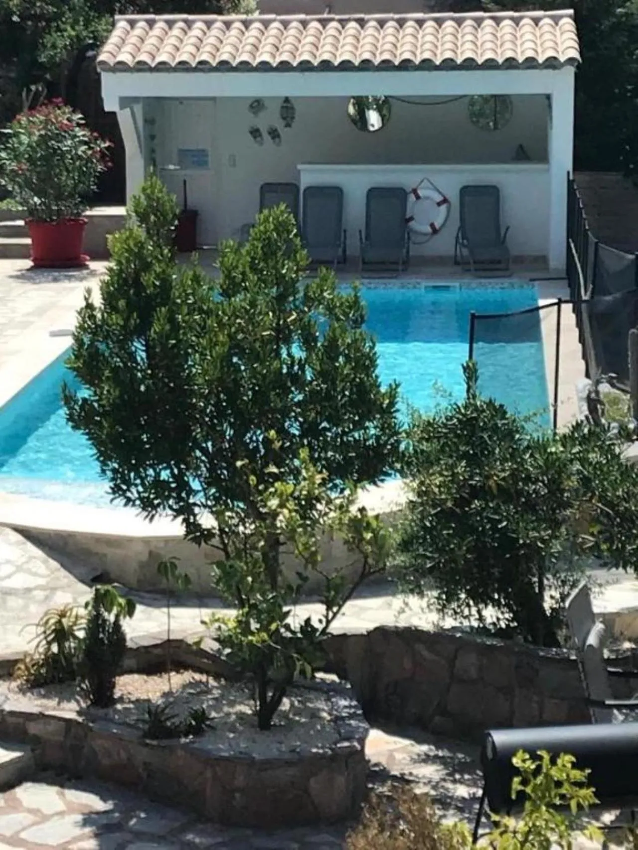 Swimming pool in Maxima Sunset