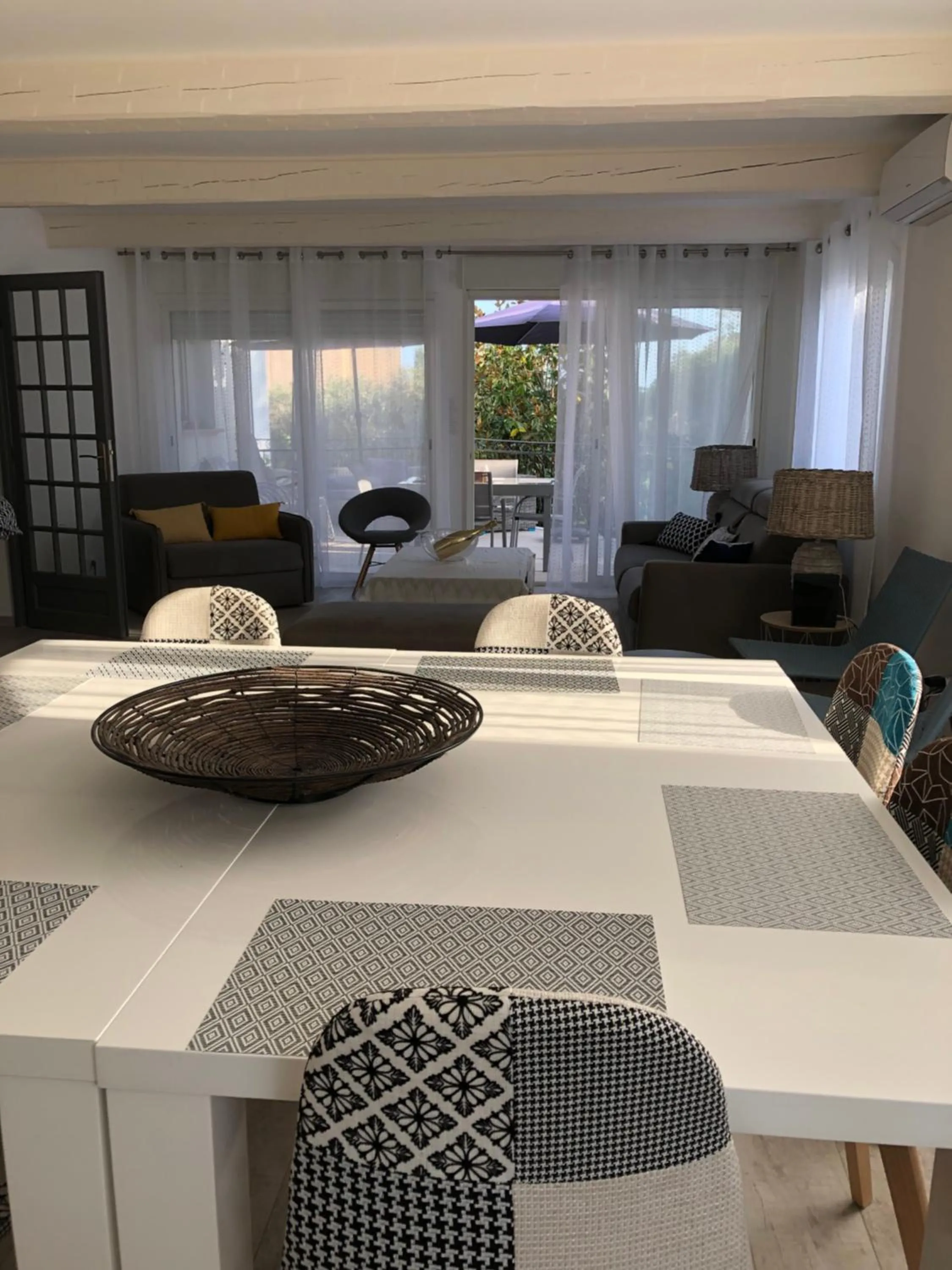 Seating area in Maxima Sunset