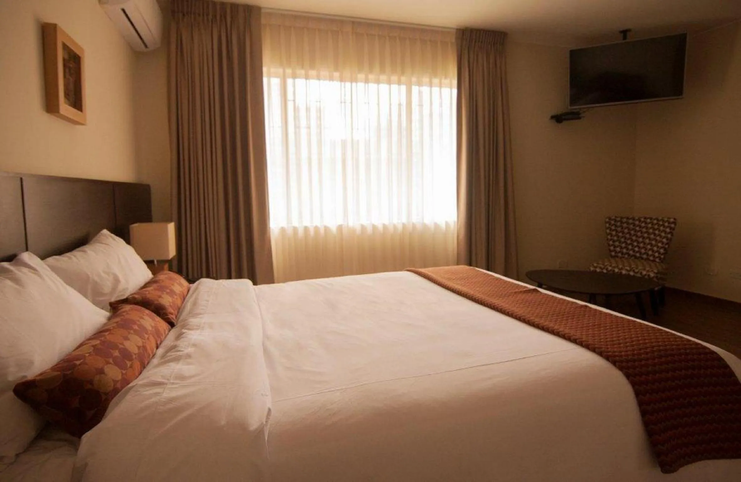 Bed in Tambo Dos de Mayo