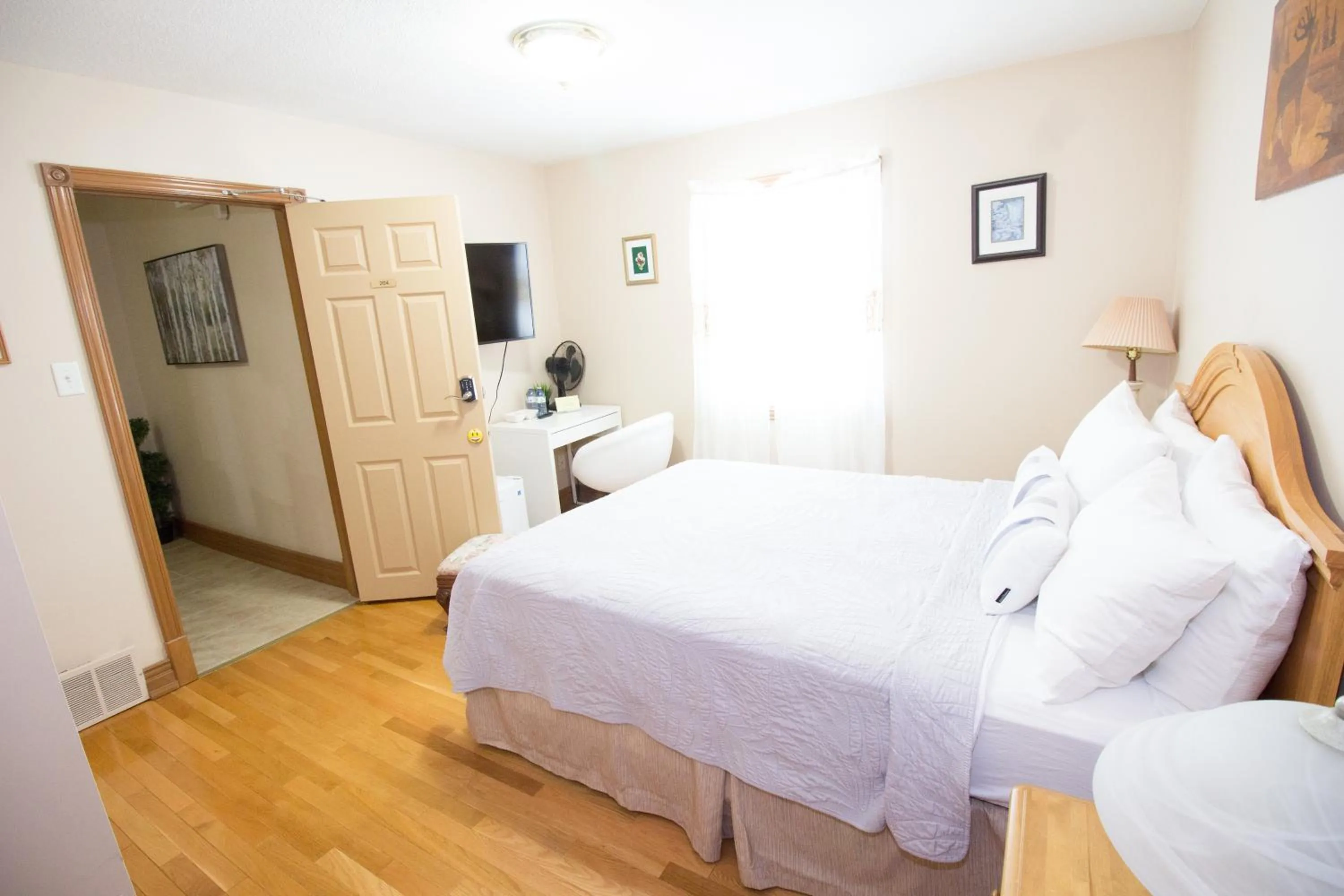 Bed in Anna's Bed & Breakfast