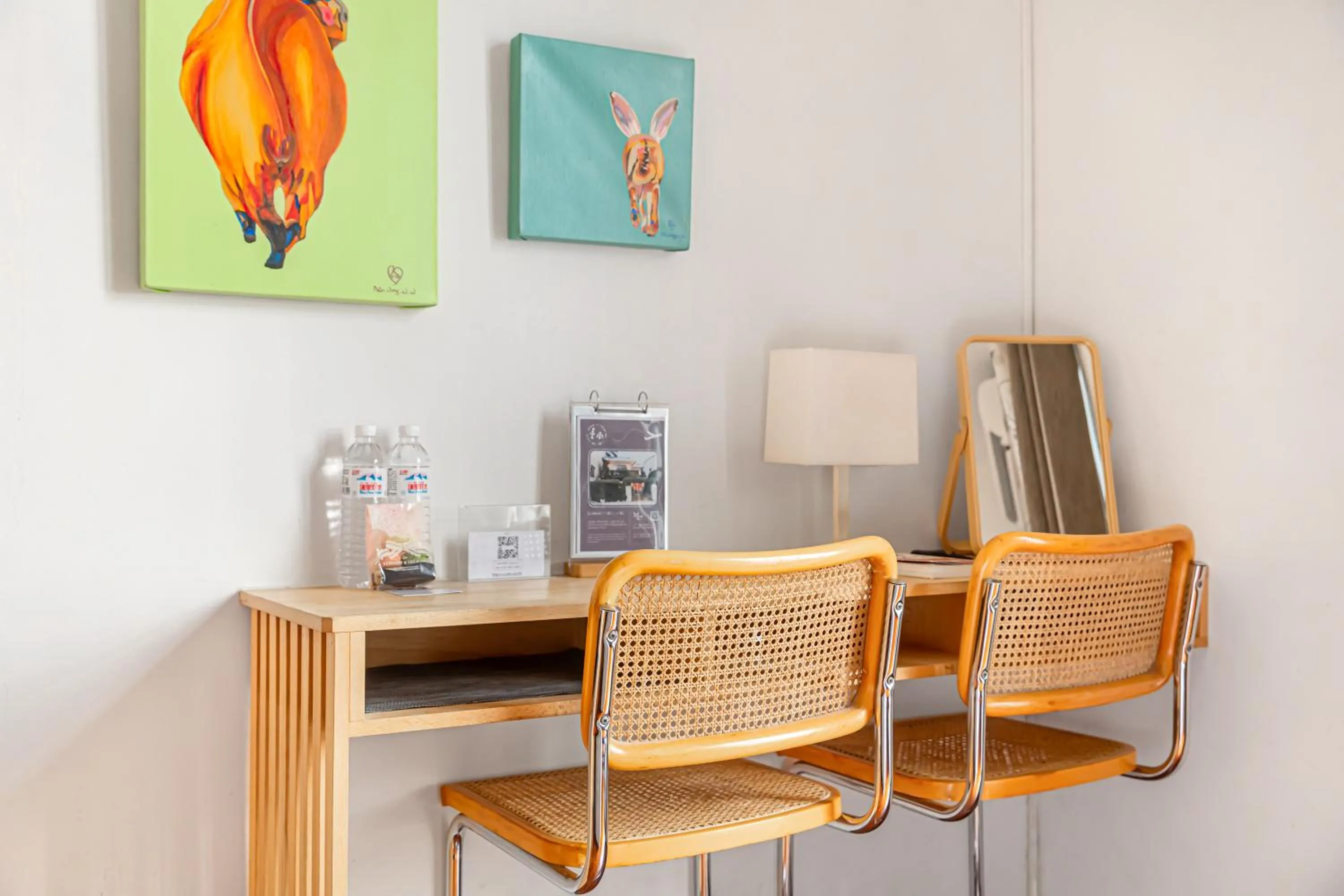 Photo of the whole room in IsShoNi house