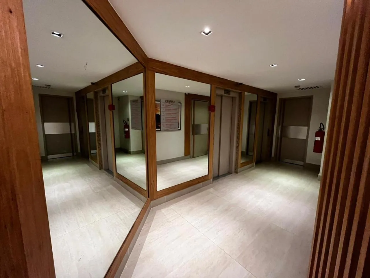 Property building in MC FLATS IPANEMA BEACH STAR