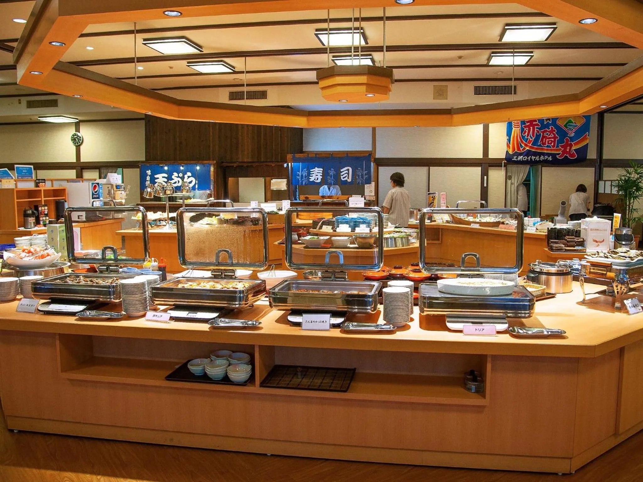 Restaurant/places to eat in Misasa Royal Hotel