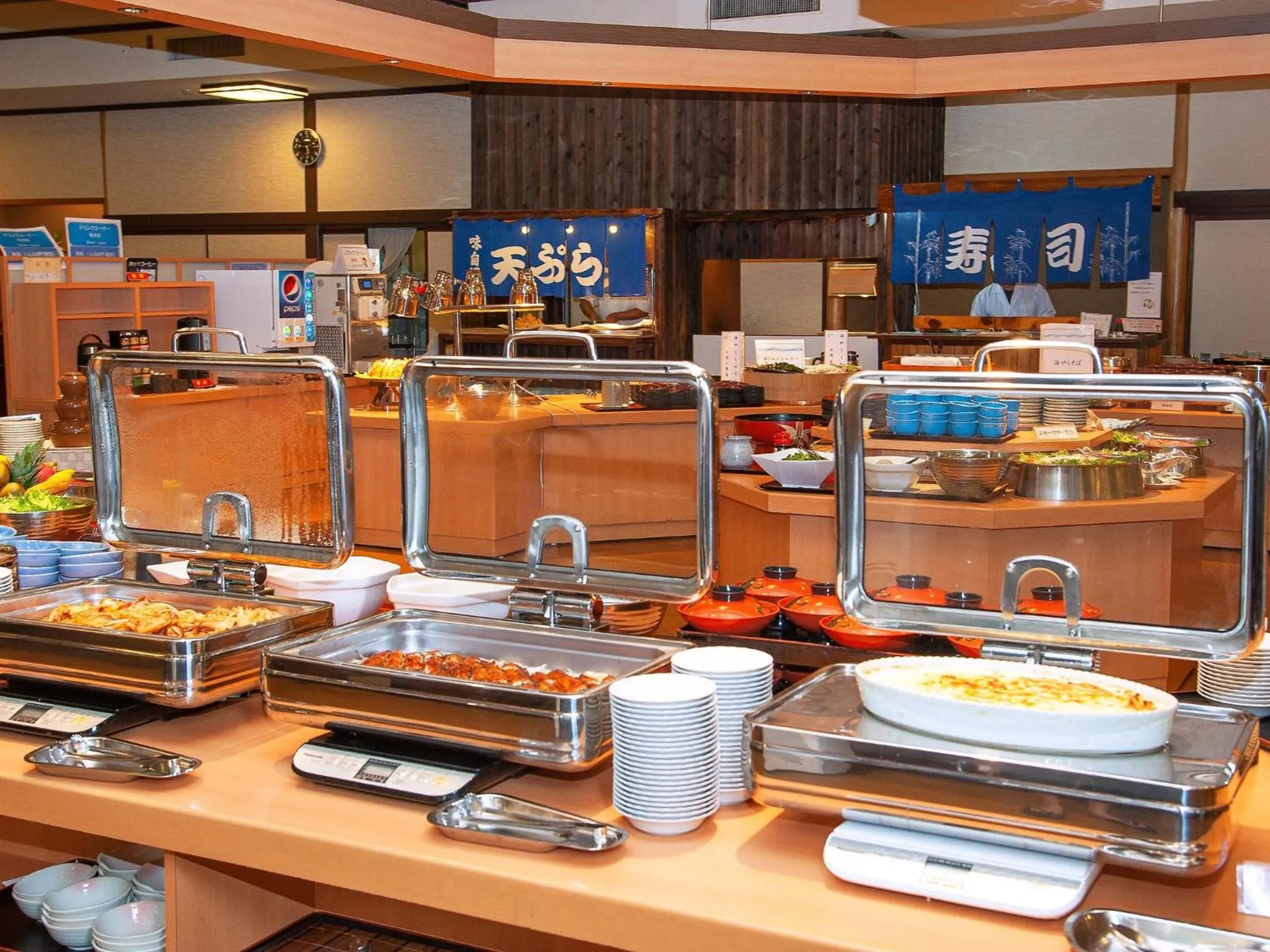 Restaurant/places to eat in Misasa Royal Hotel