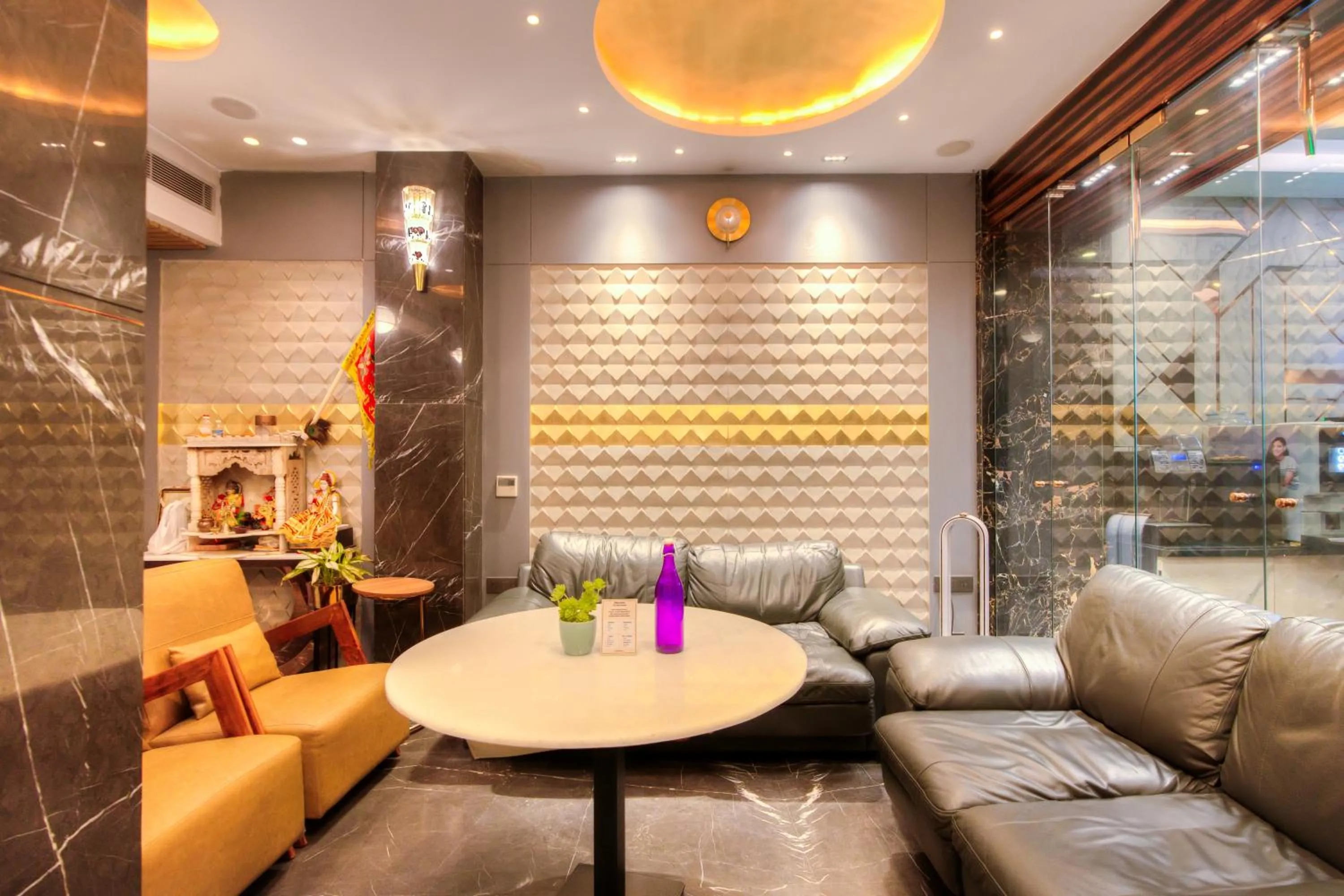 Living room in THE SINGH EMPIRE,New Delhi City Centre