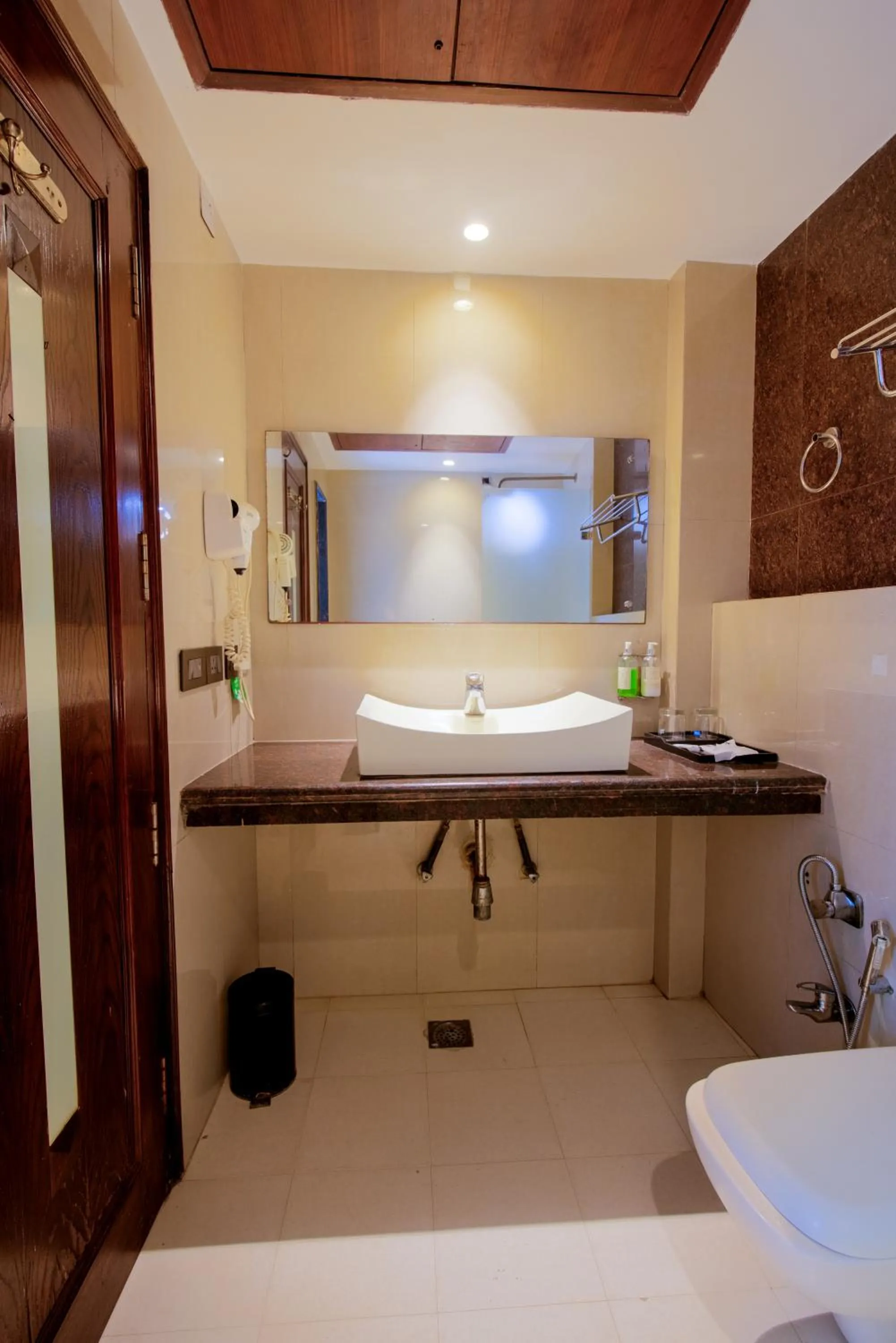 Bathroom in THE SINGH EMPIRE,New Delhi City Centre