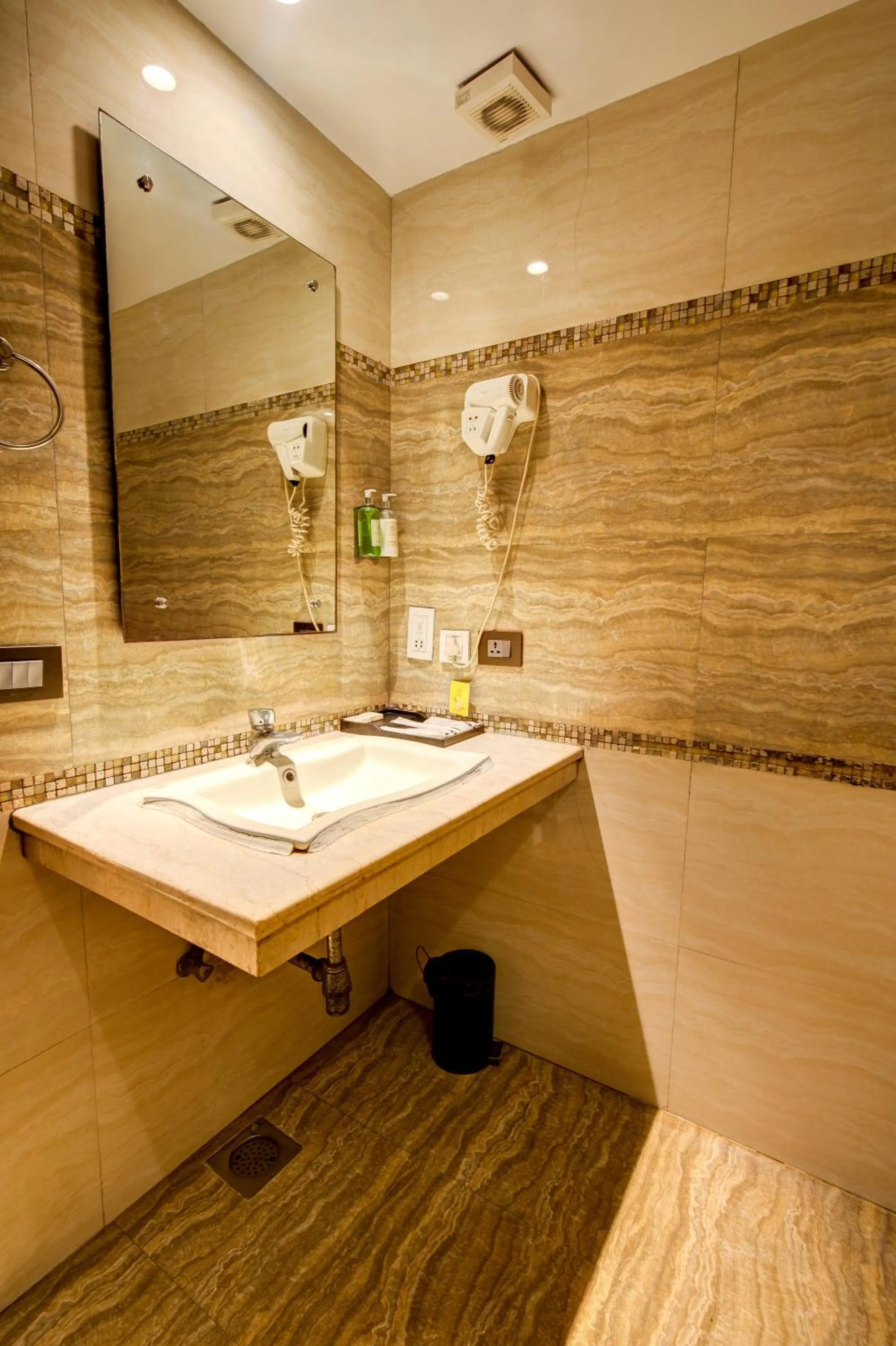 Bathroom in THE SINGH EMPIRE,New Delhi City Centre