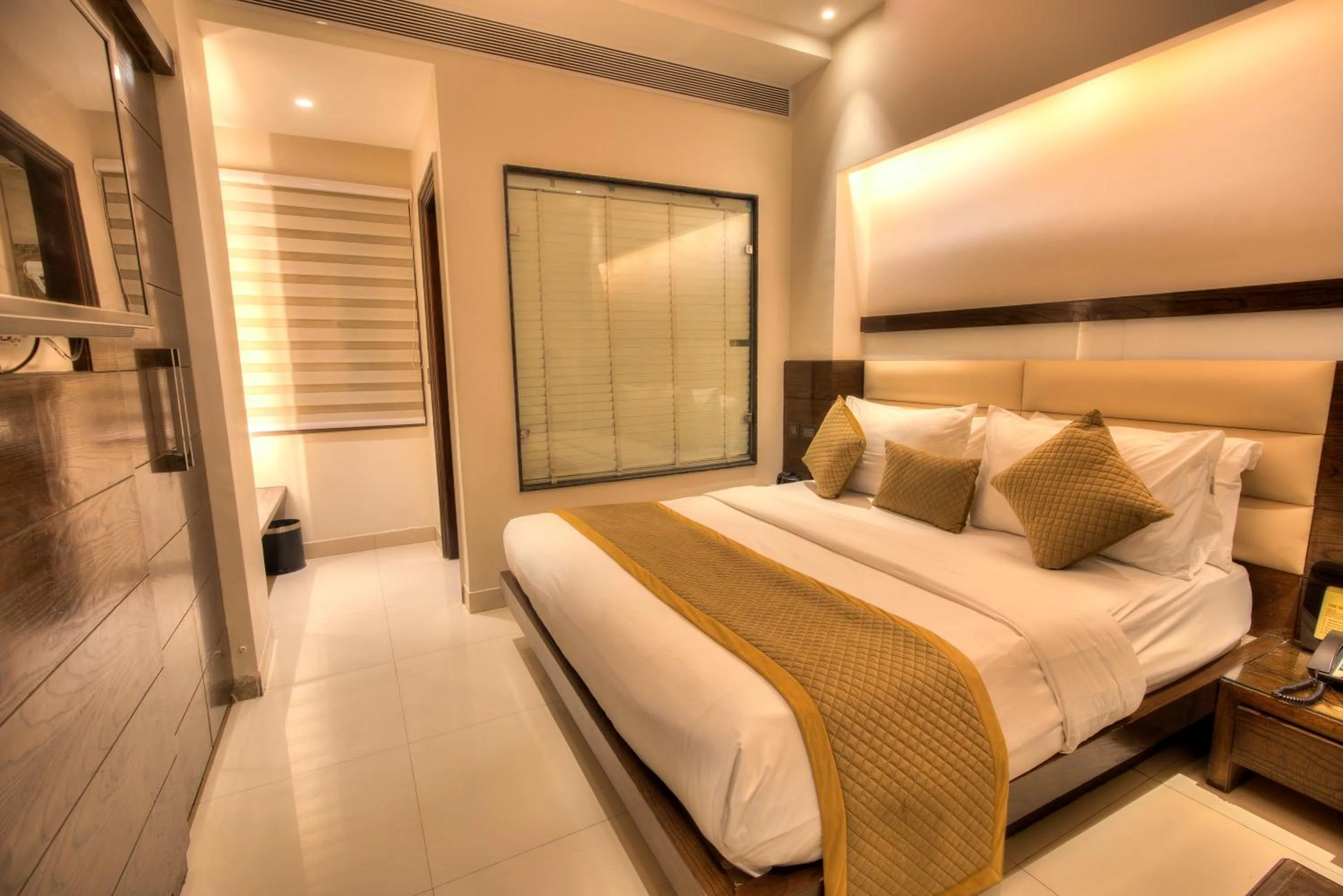 Photo of the whole room in THE SINGH EMPIRE,New Delhi City Centre