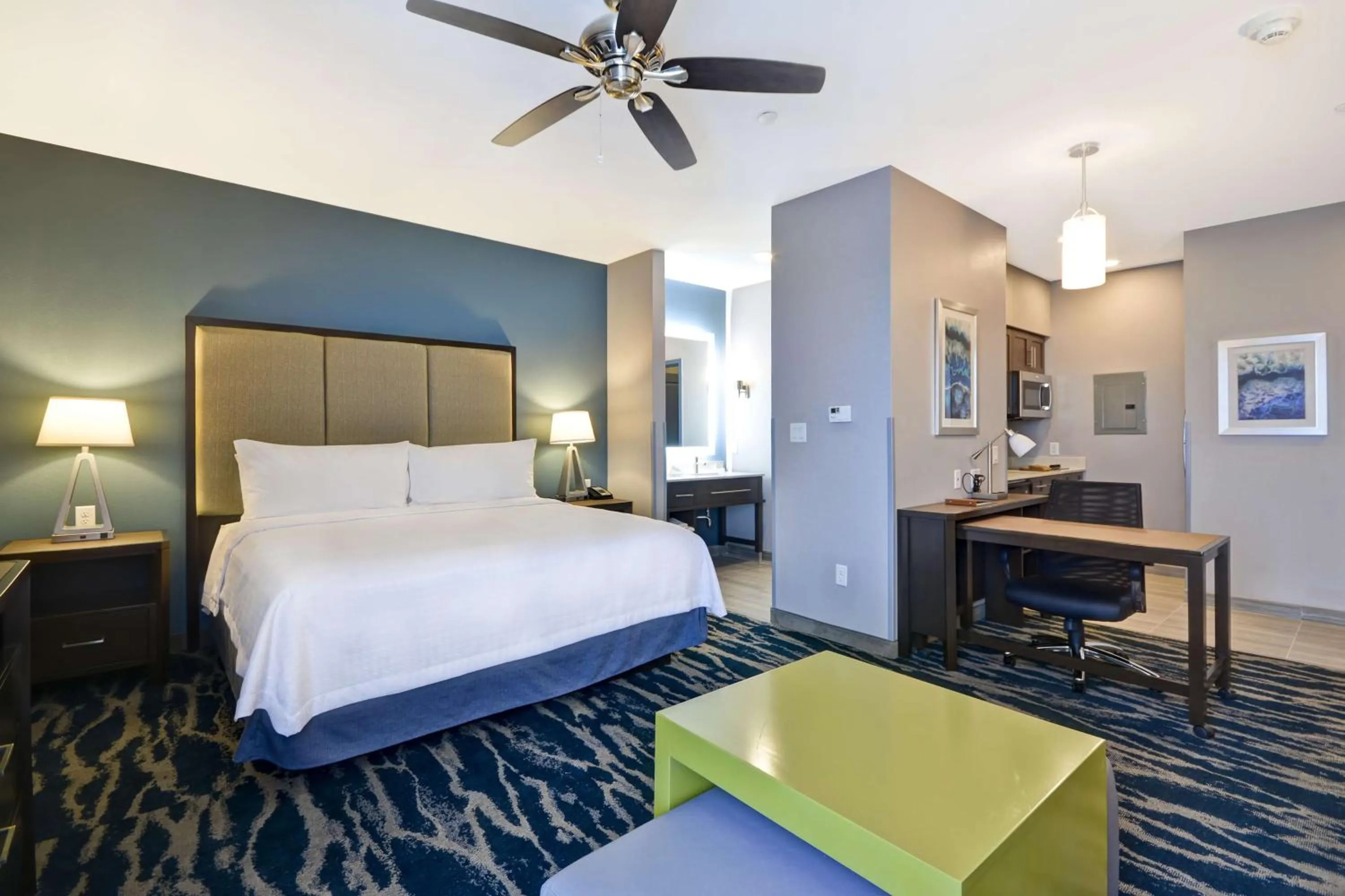 Bedroom, Bed in Homewood Suites by Hilton Conroe