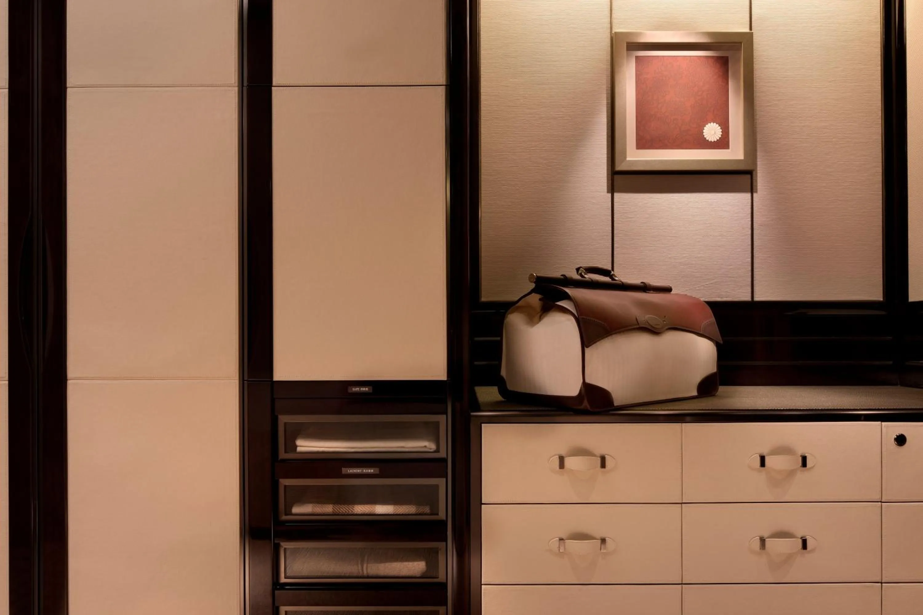 wardrobe in The Peninsula Hong Kong