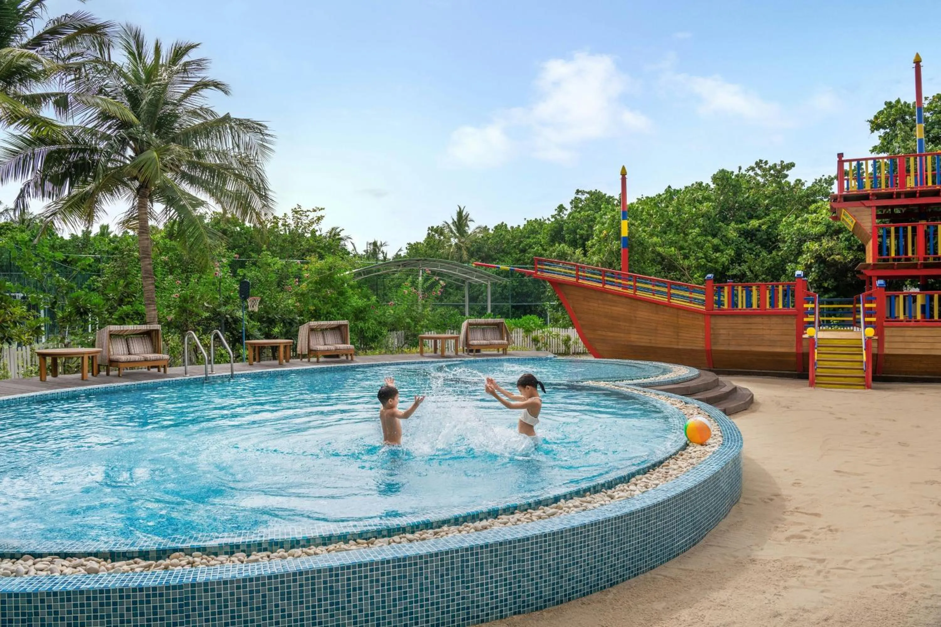 Fitness centre/facilities in JW Marriott Maldives Resort & Spa