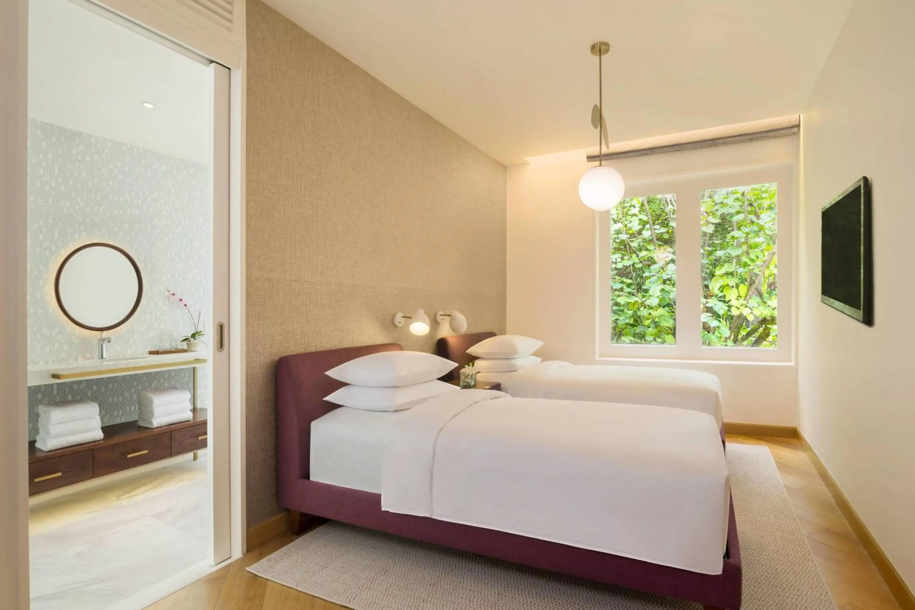 Swimming pool, Bed in JW Marriott Maldives Resort & Spa