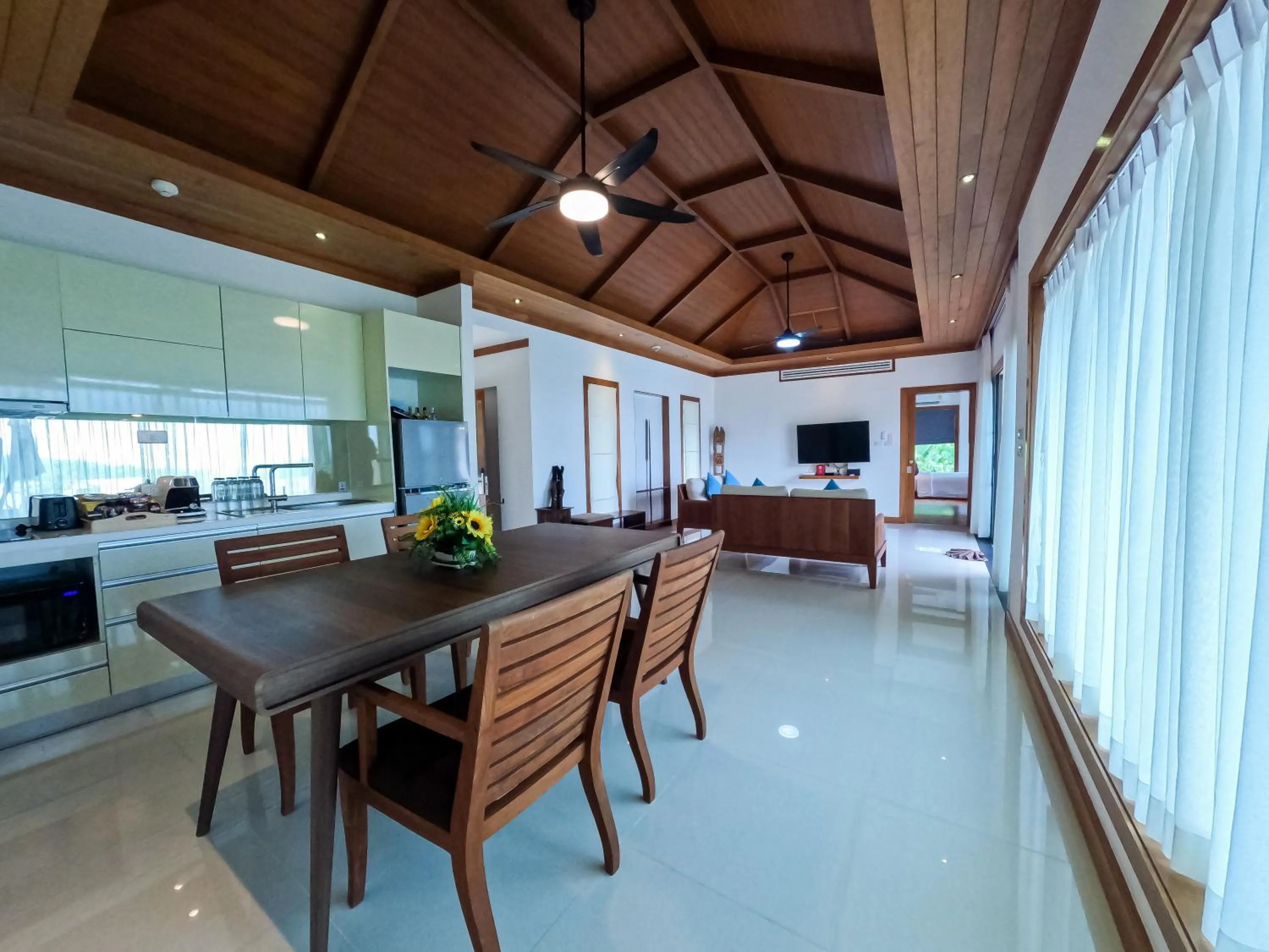 Dining area in Villa Tantawan Resort - Private Pool Villas