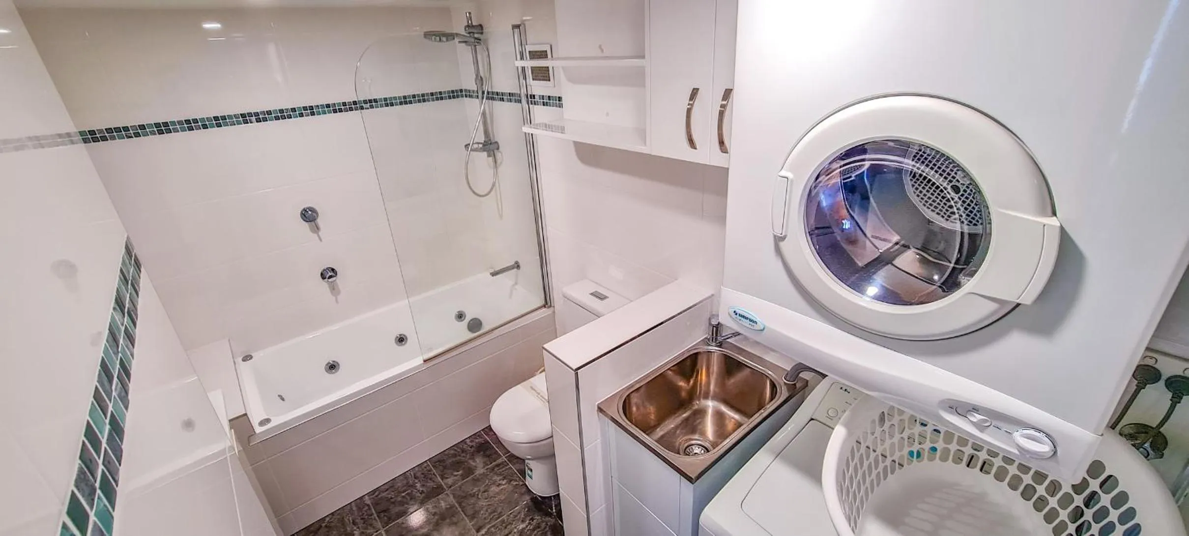 Shower in Pelican Sands Beach Resort