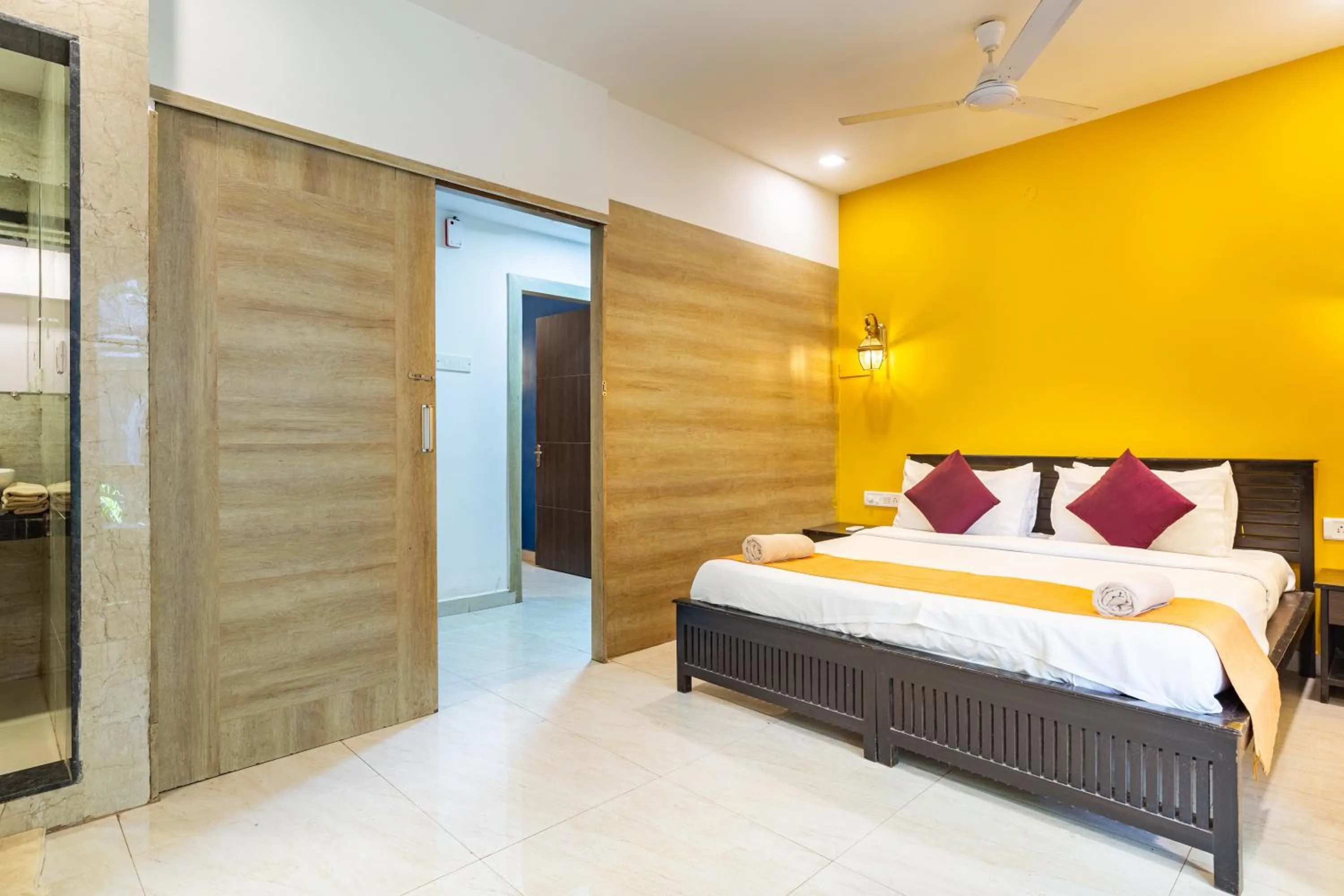 Bedroom, Bed in CALUX Joia Do Mar Resort - Calangute