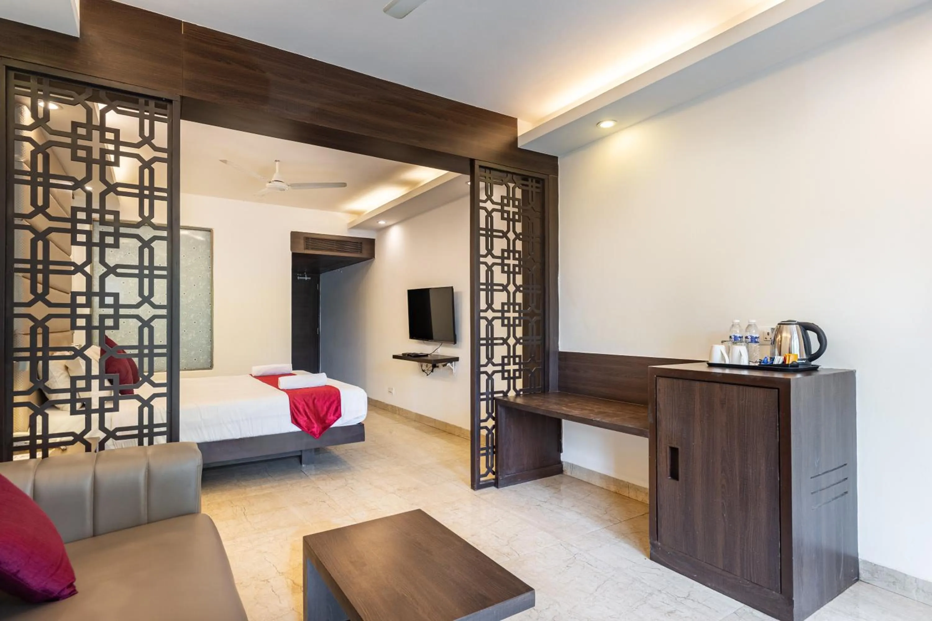 Bedroom, Bed in CALUX Joia Do Mar Resort - Calangute