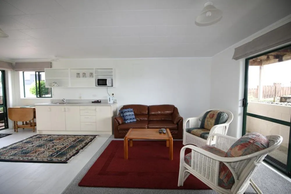 Kitchen or kitchenette in Blue Marlin Apartments