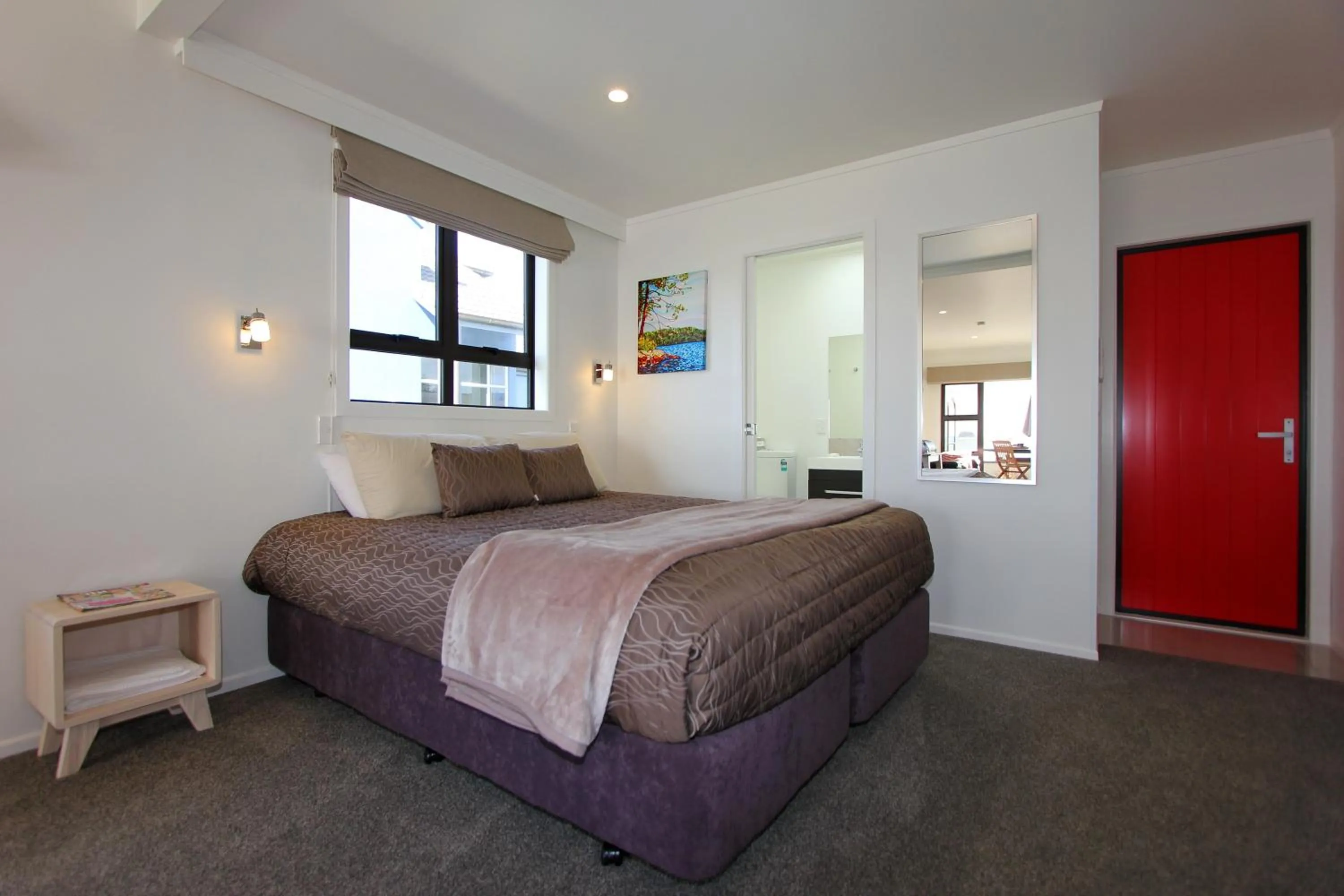 Bedroom, Bed in Blue Marlin Apartments