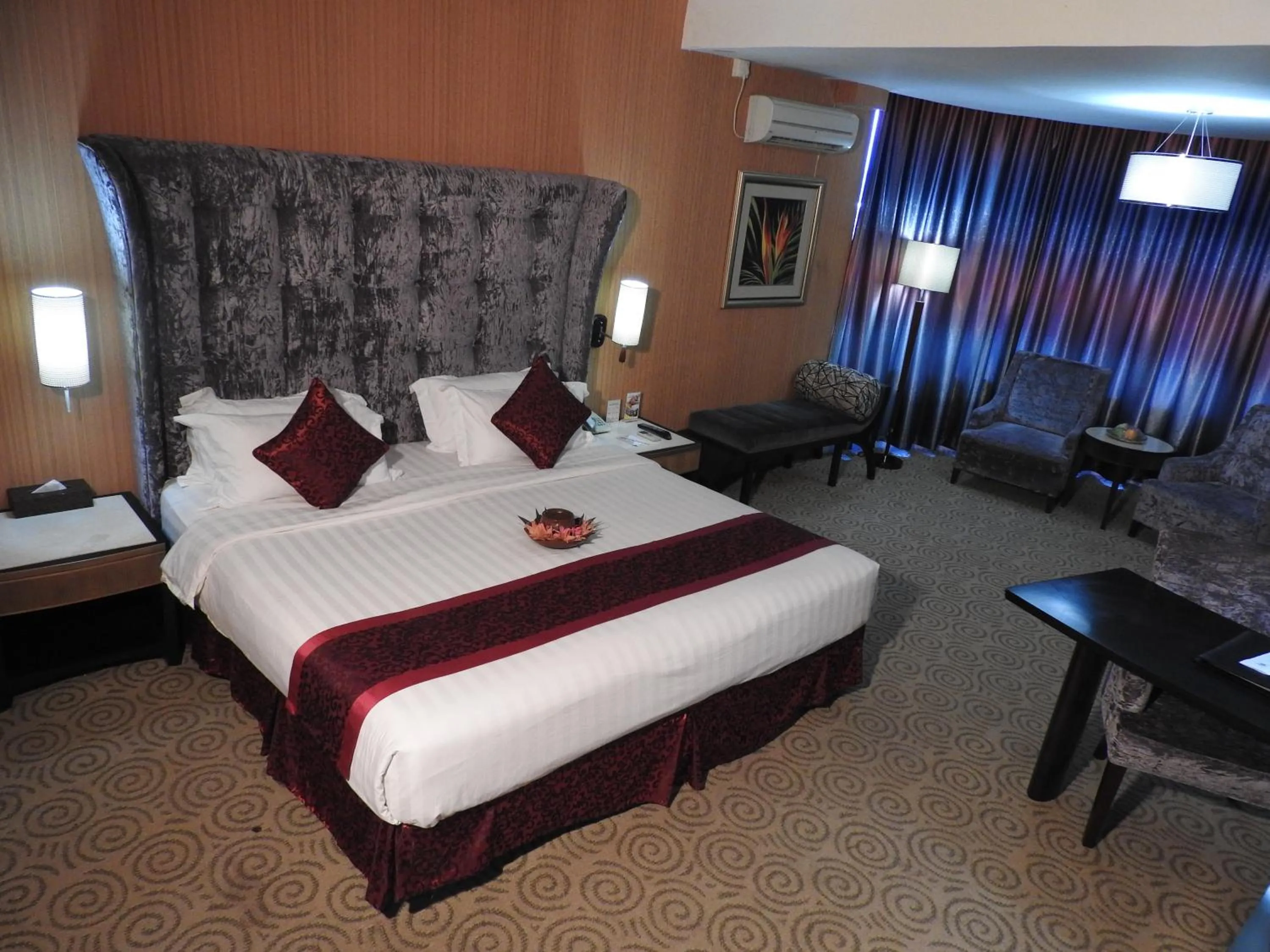 Photo of the whole room, Bed in Crown Vista Hotel