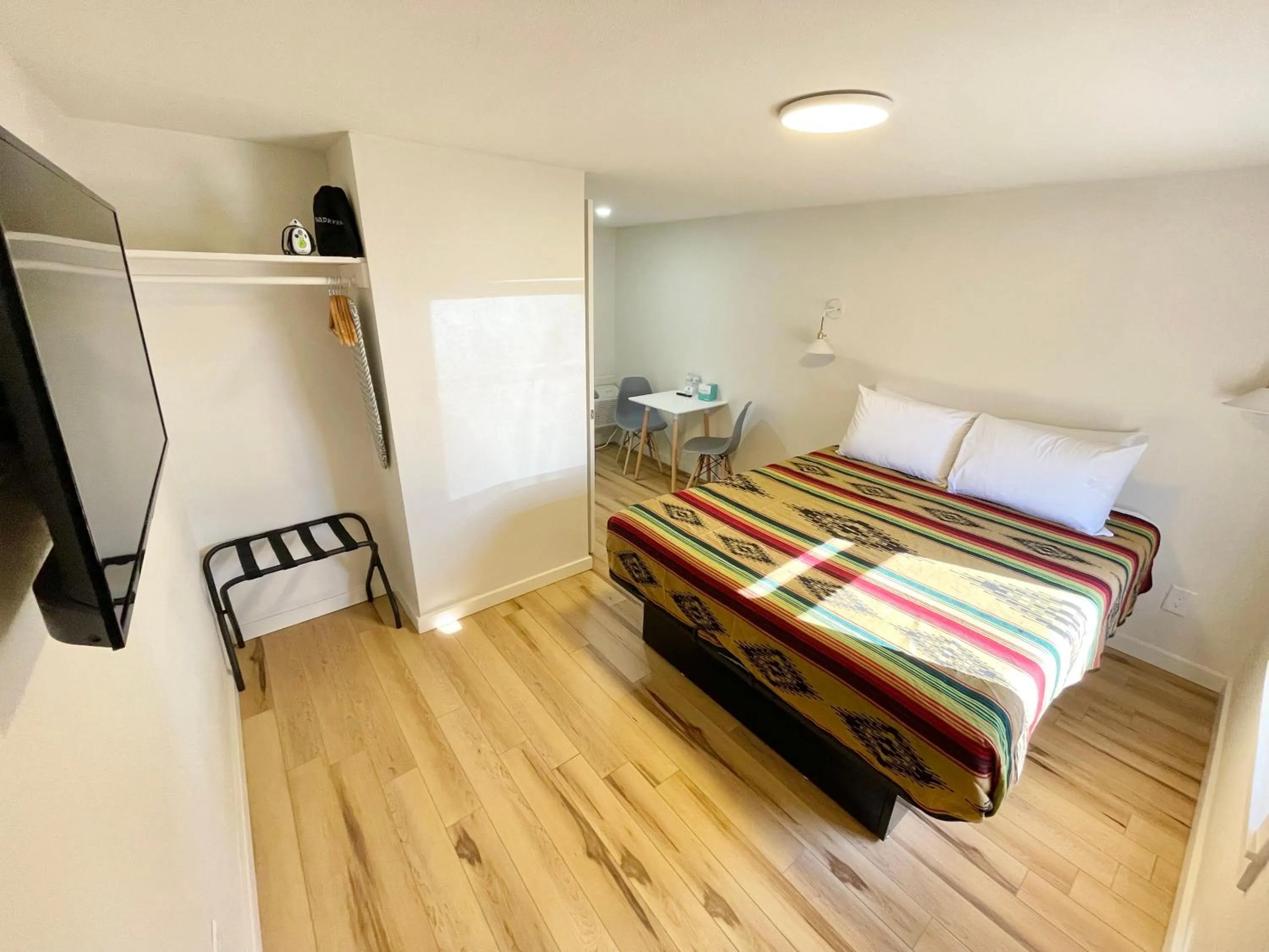 Bed in Frederick Motel