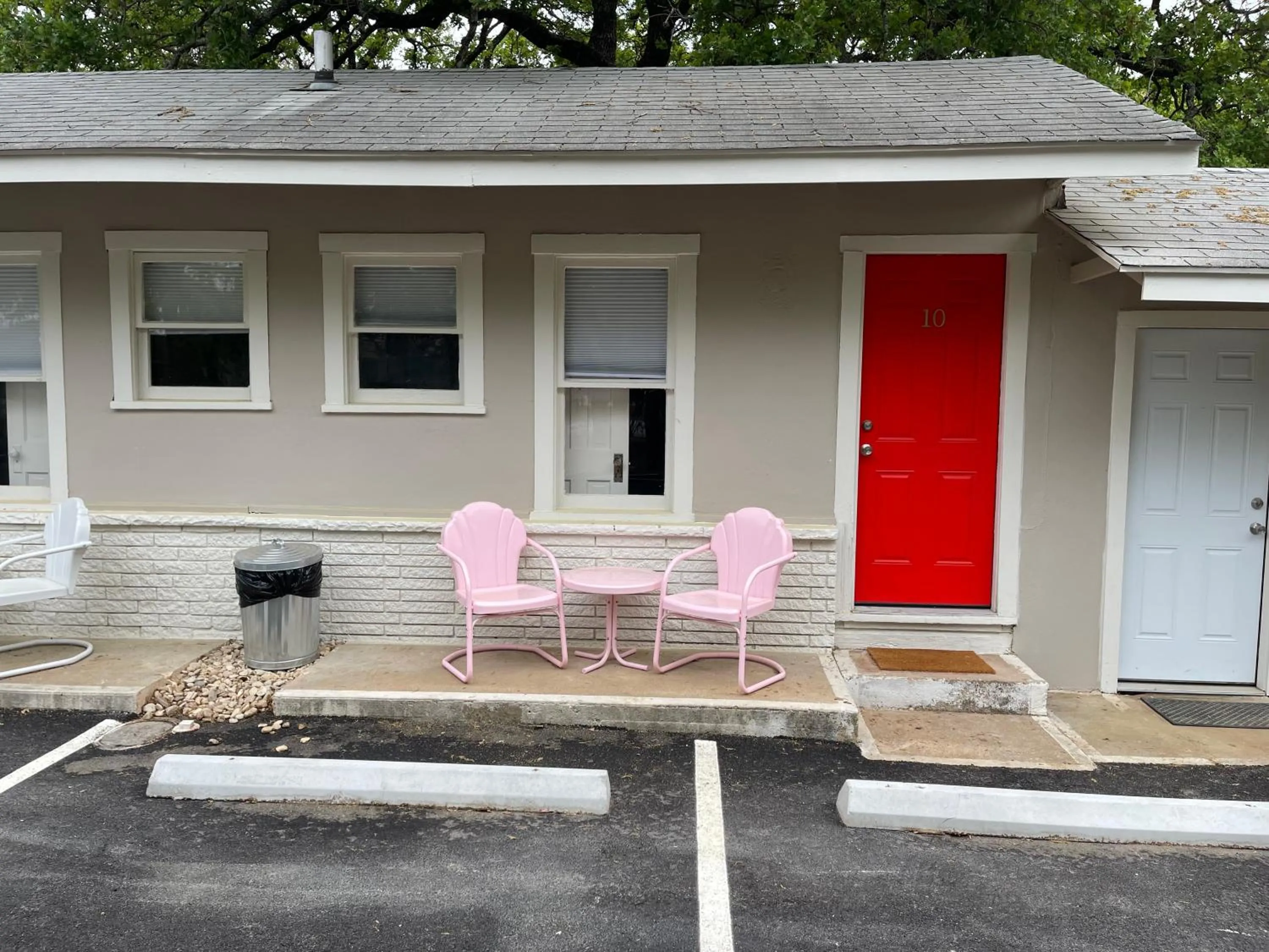 Property building in Frederick Motel