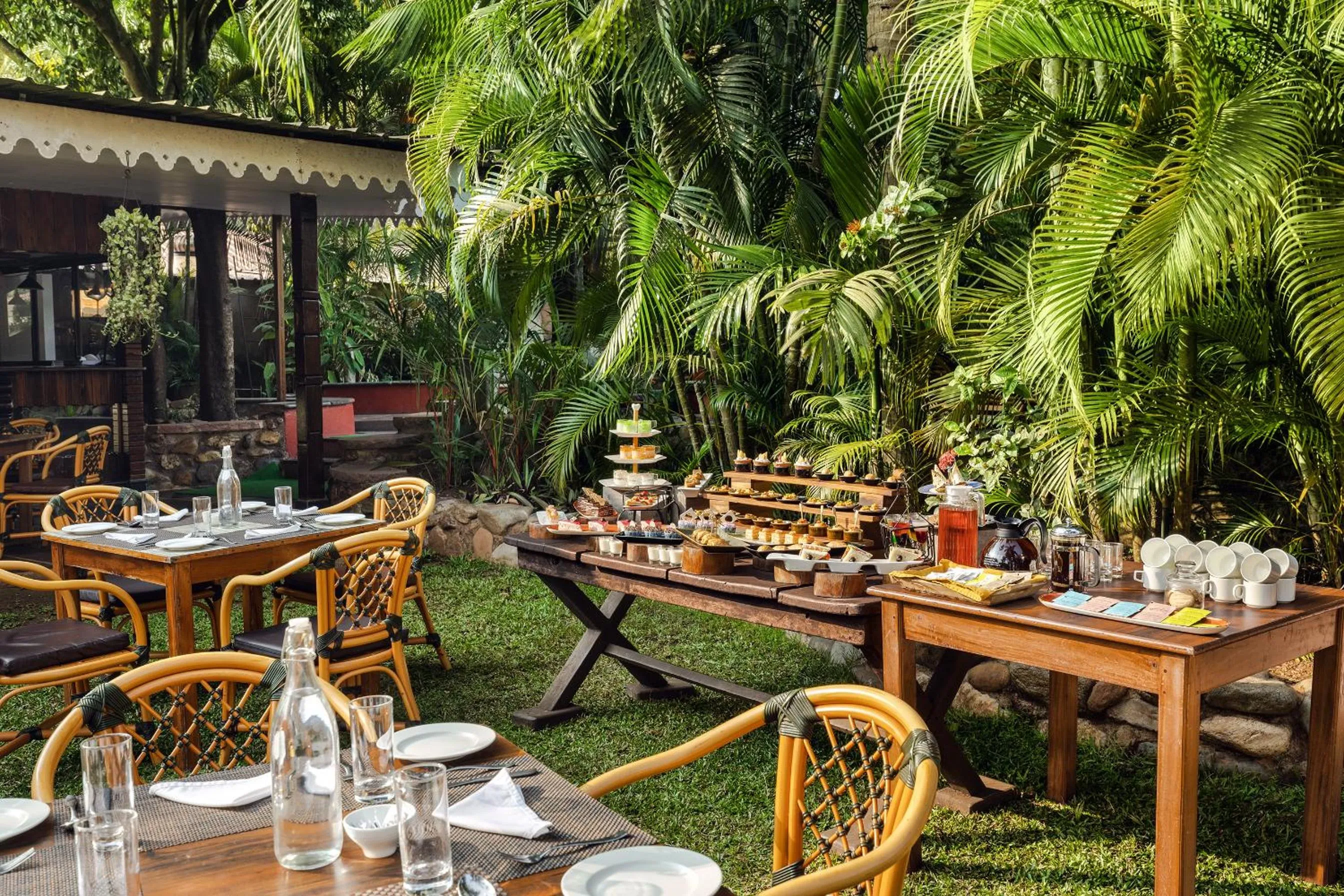 Restaurant/places to eat in Fortune Resort Benaulim Goa - Member ITC Hotels' Group