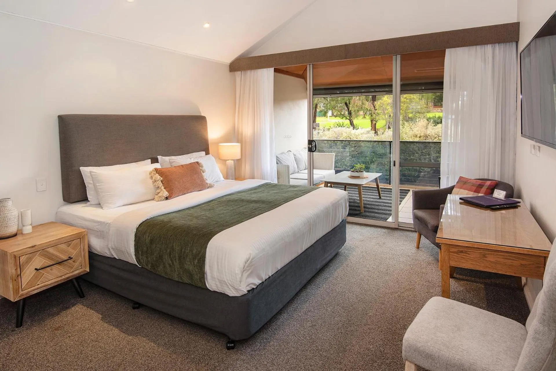 Bedroom, Bed in Prideau's of Margaret River