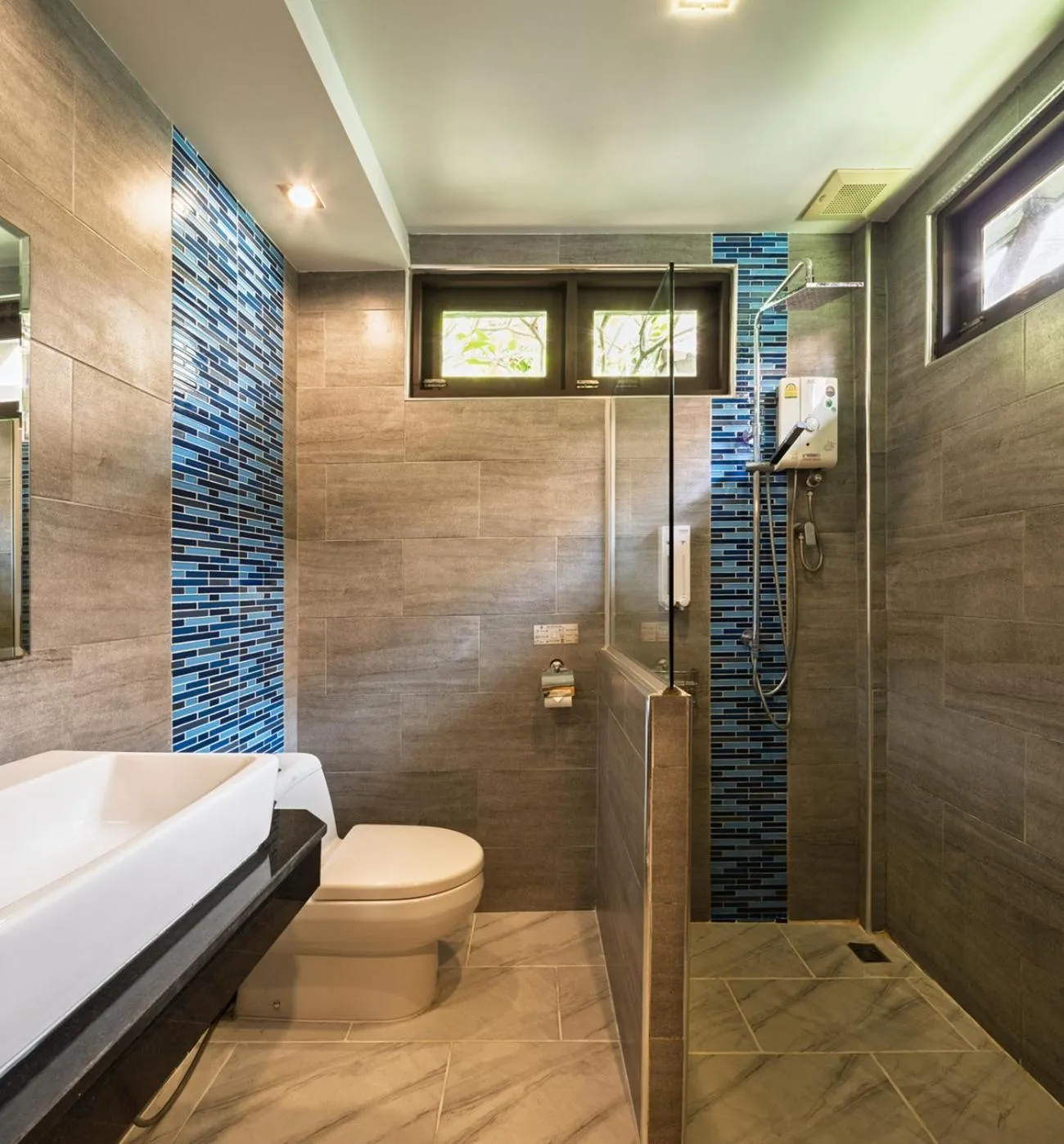 Shower in Phangan Bayshore Resort Koh Phangan