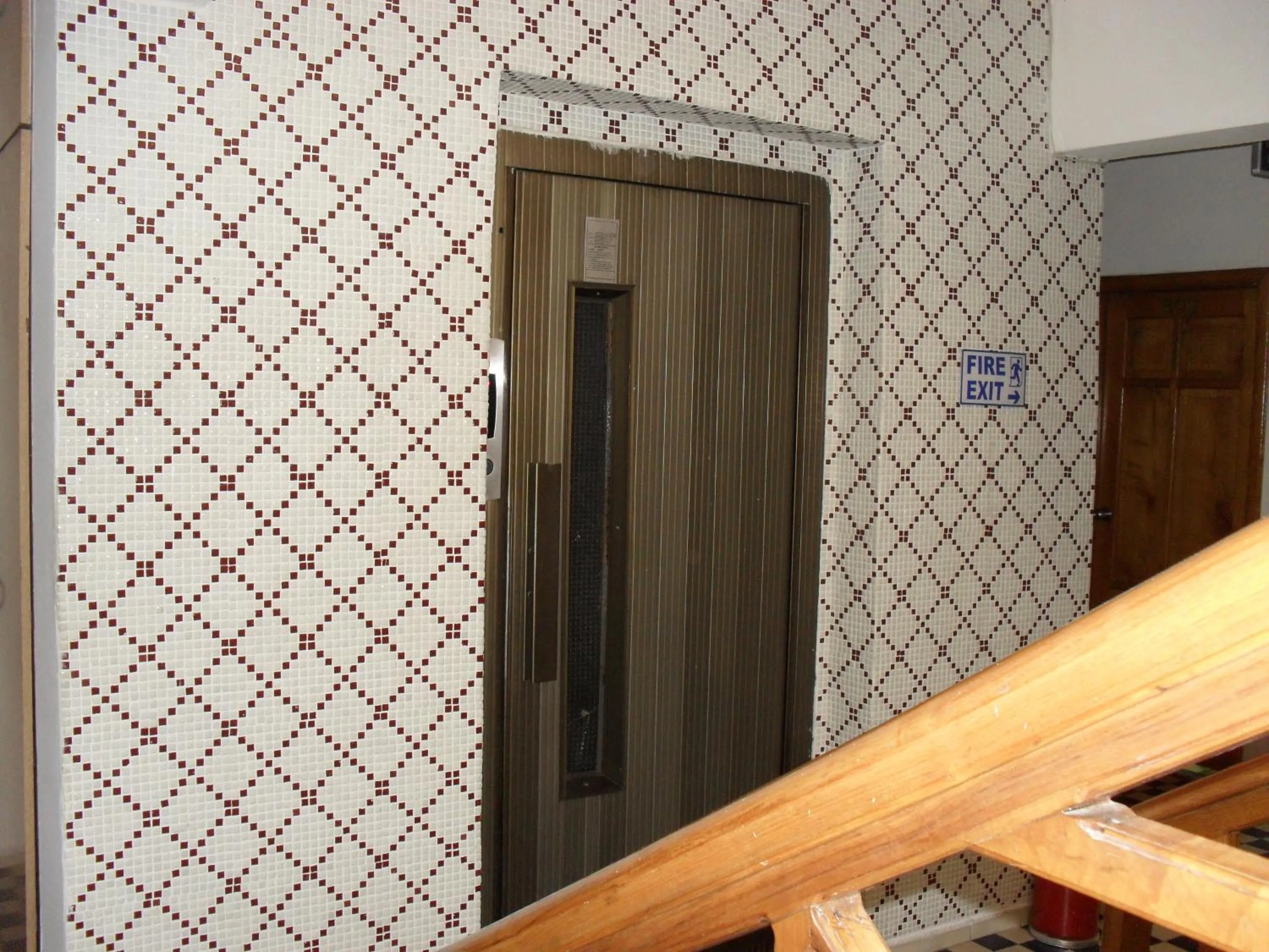 elevator in Hotel Yildirimoglu