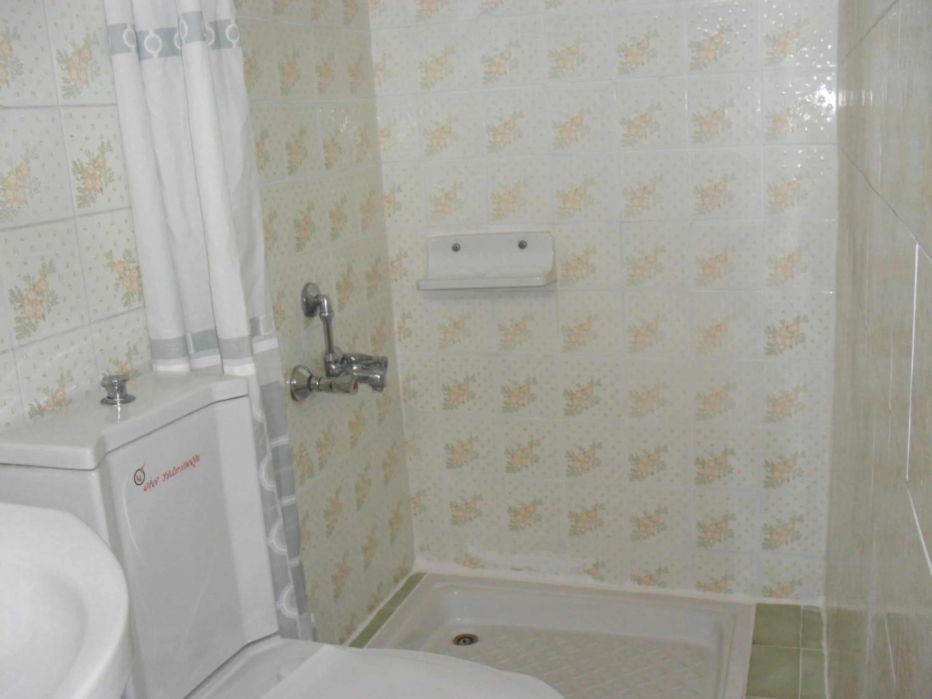 Shower in Hotel Yildirimoglu