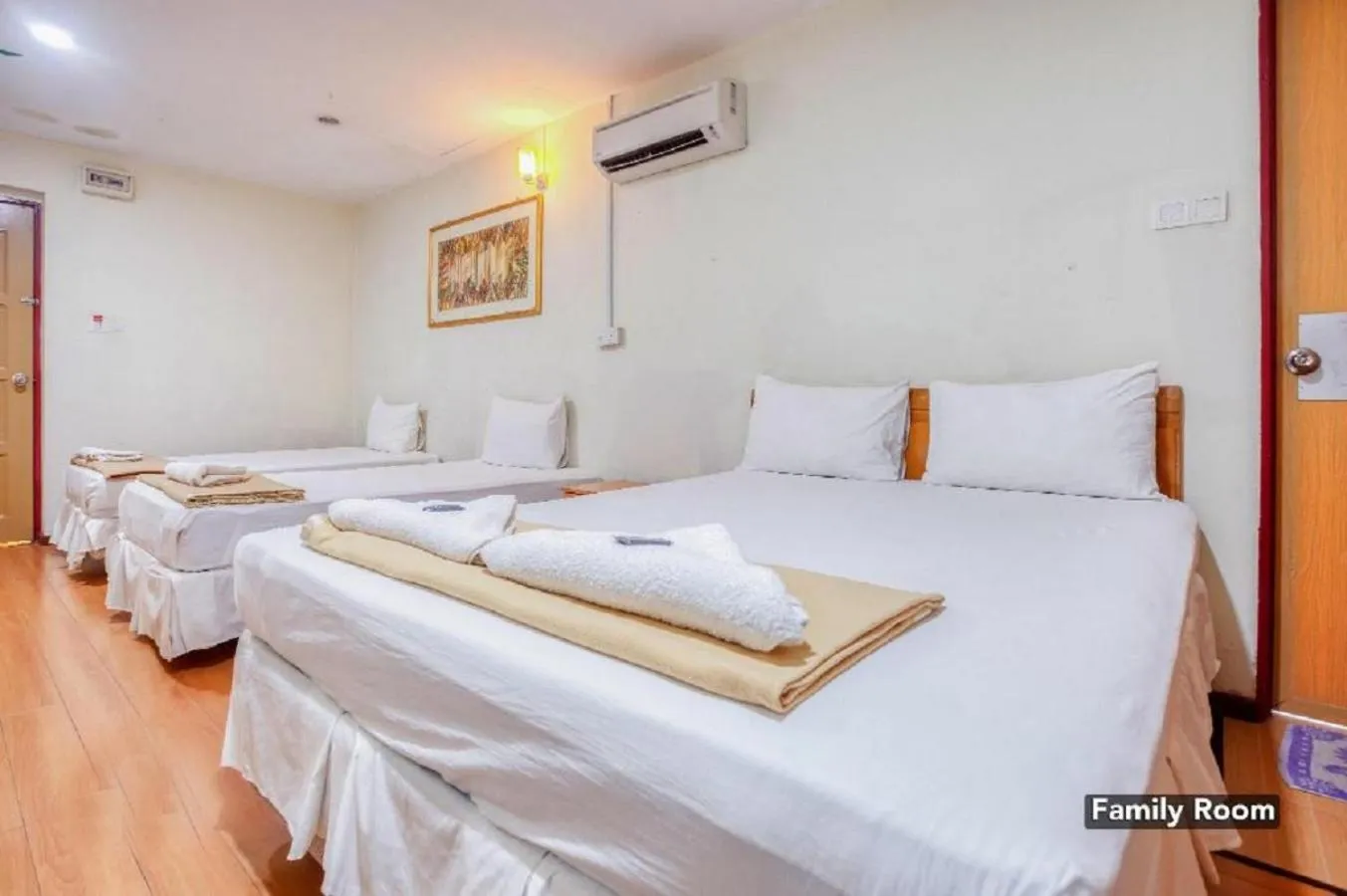 Bed in Hotel Sri Malim