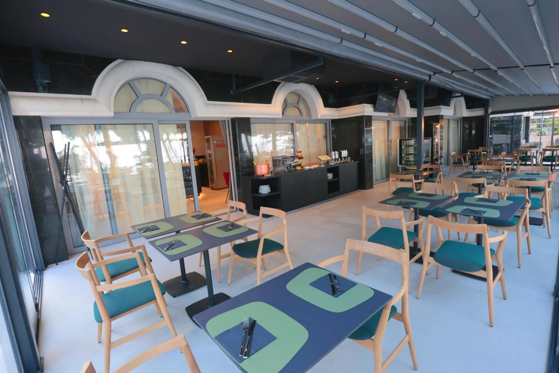 Restaurant/places to eat in Hotel Milenij