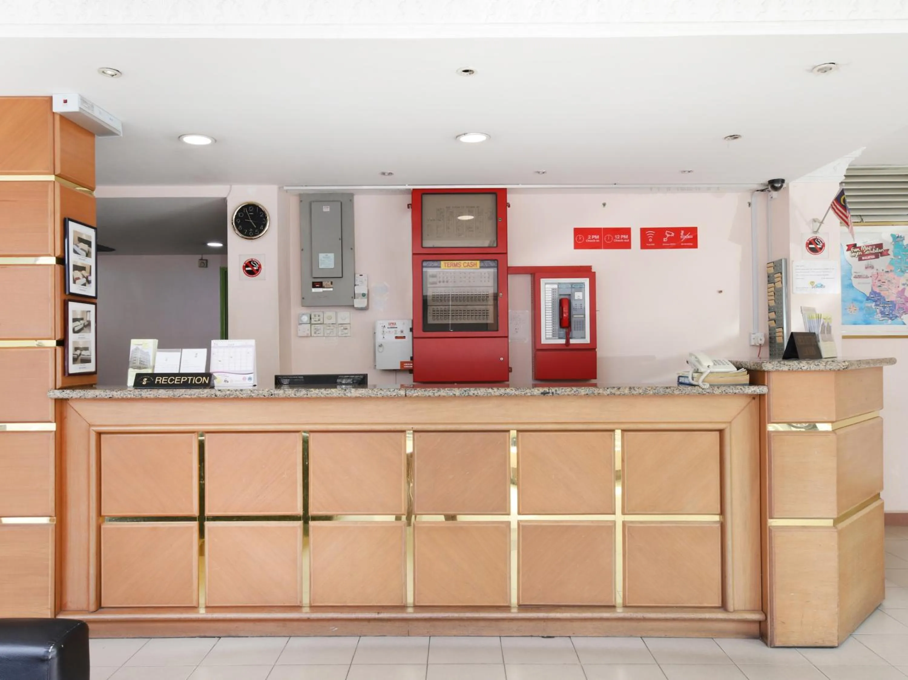 Lobby or reception in Seremban Inn