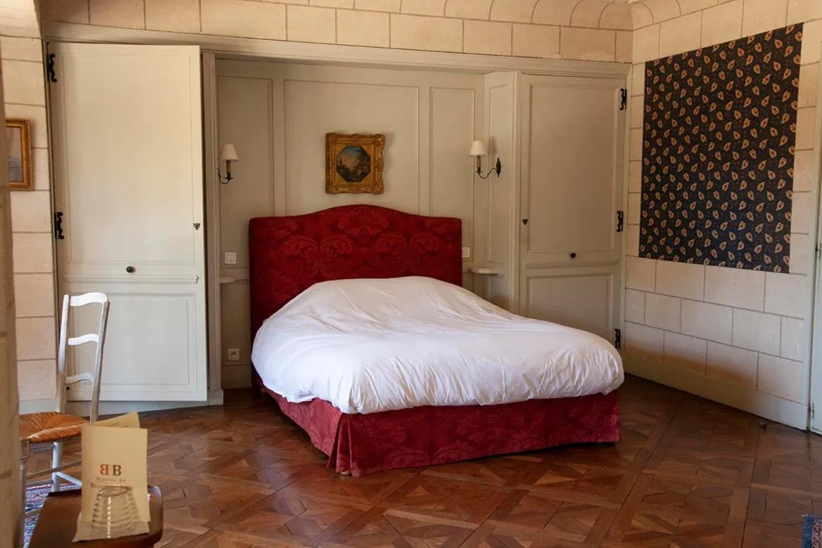 Twin Room with Parc View in Le Manoir de Beaumarchais