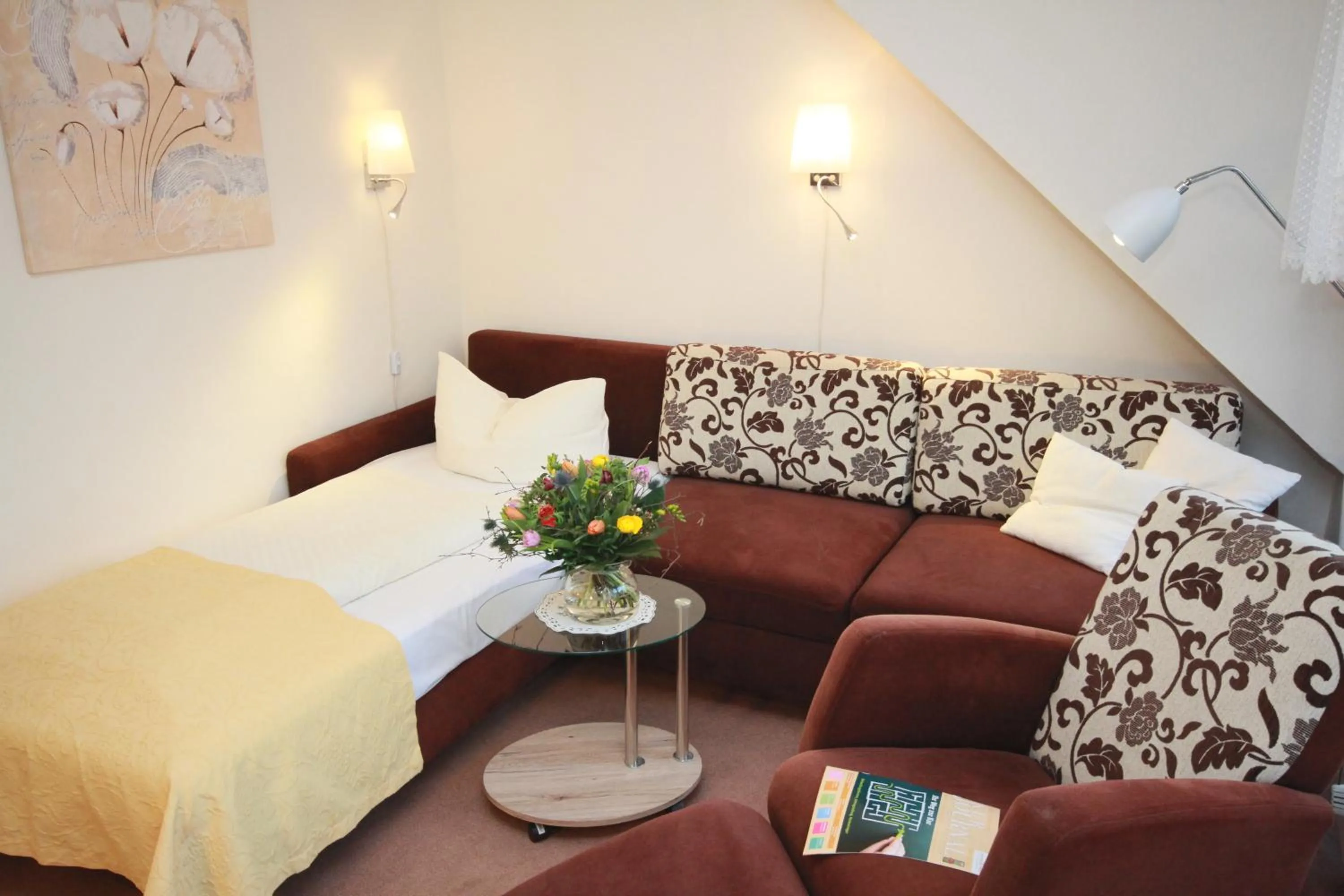 Seating area in Cafe Schneidewind