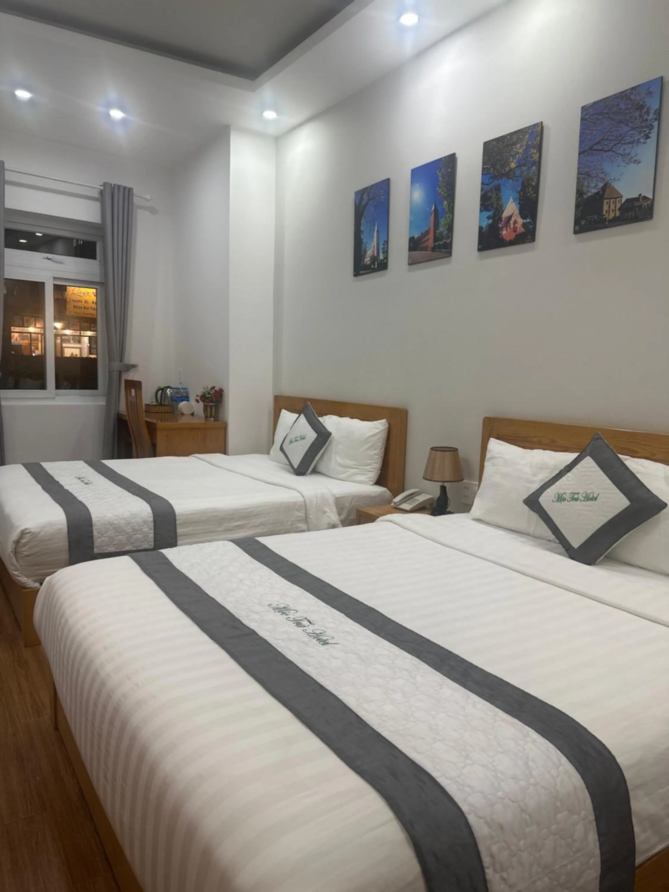 Bed in Moc Tra Hotel