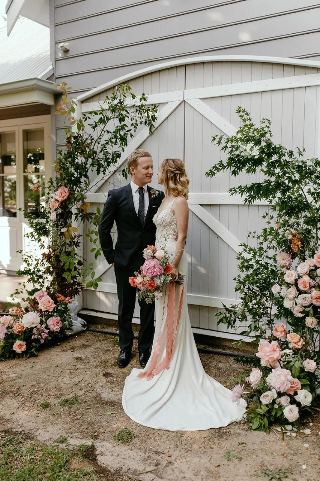 Facade/entrance in Chanticleer Gardens Barn cottage with a Pool