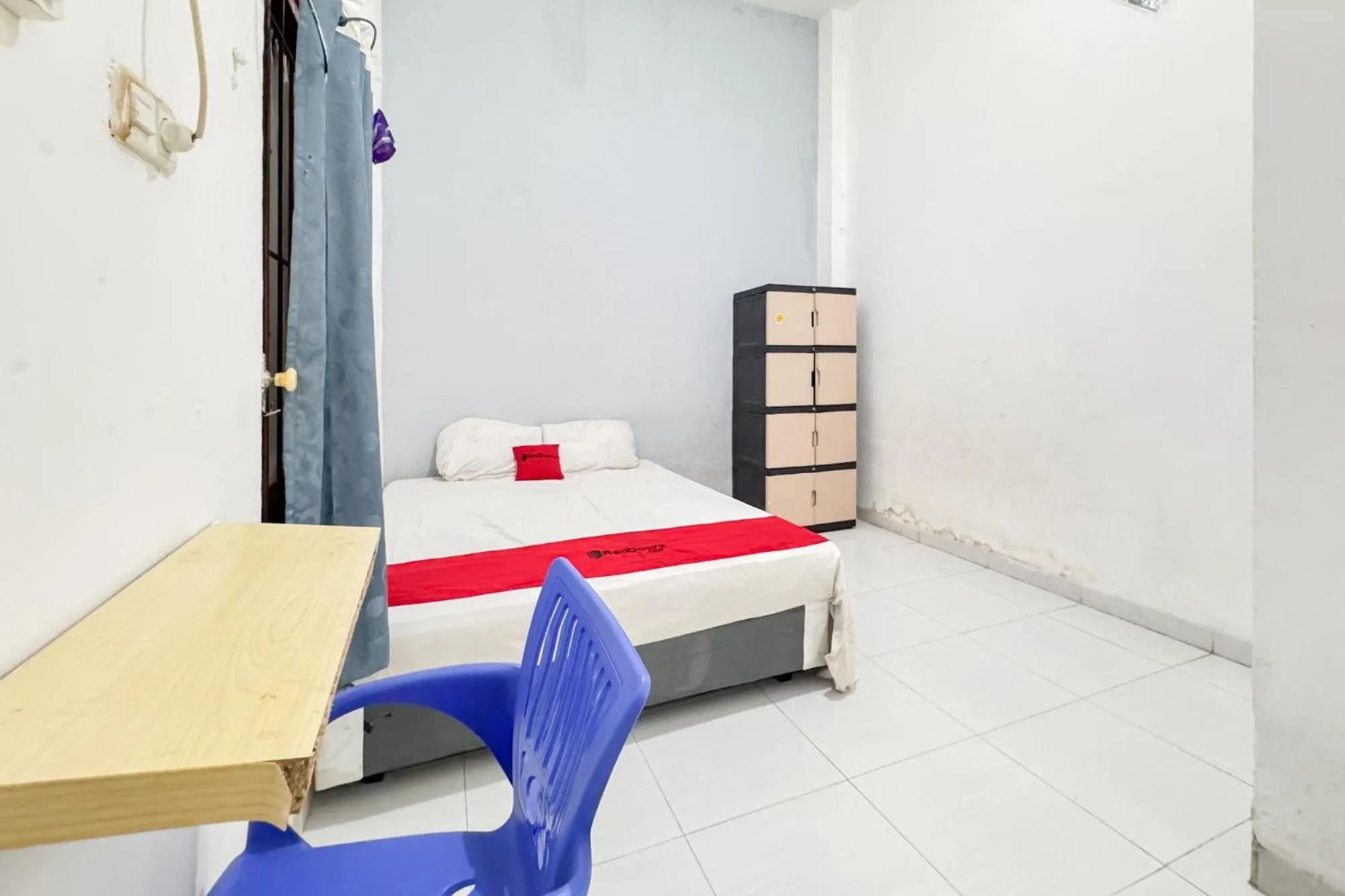 Bedroom, Bed in Wisma Hiro Pertiwi