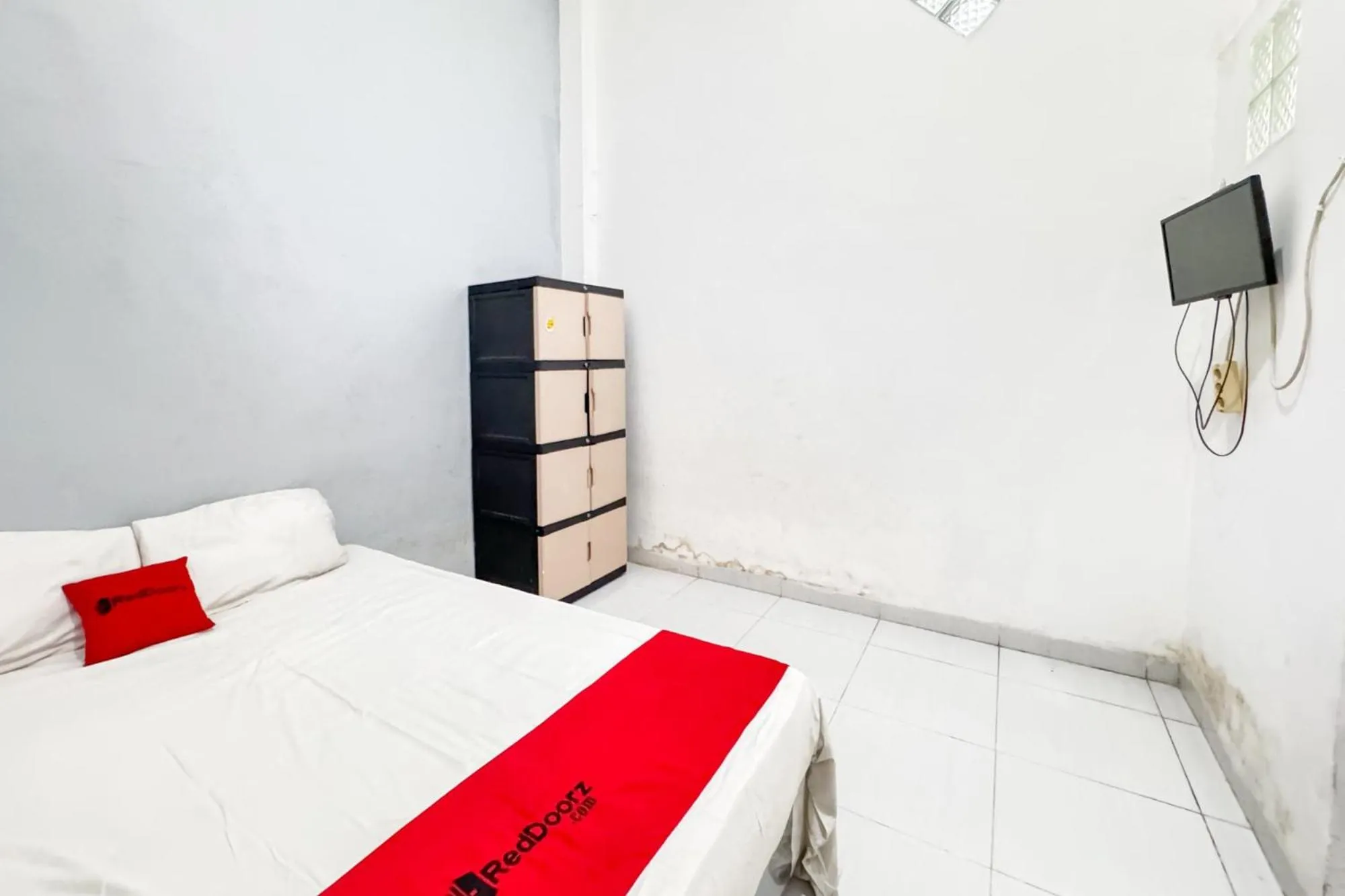 Bedroom, Bed in Wisma Hiro Pertiwi