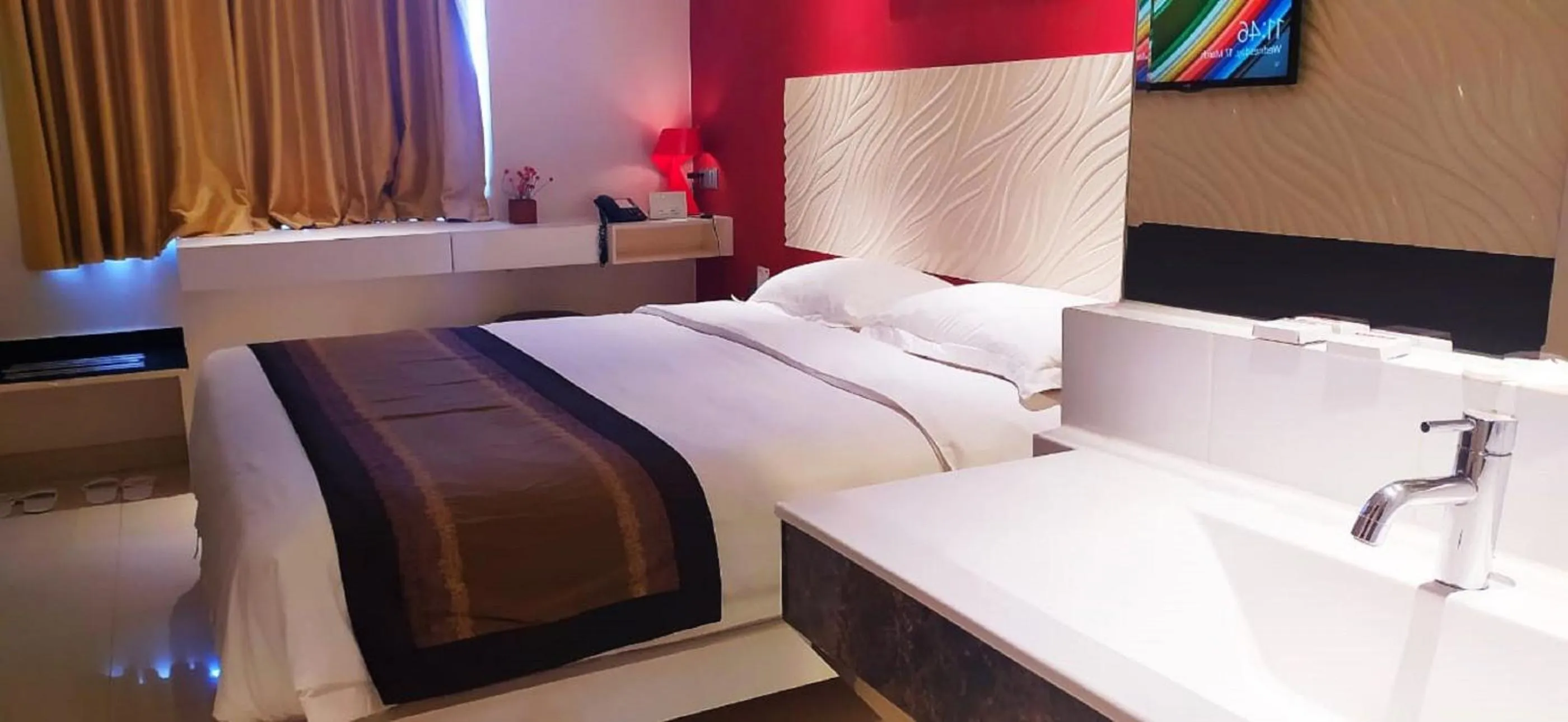 Photo of the whole room in Karebosi Premier Makassar