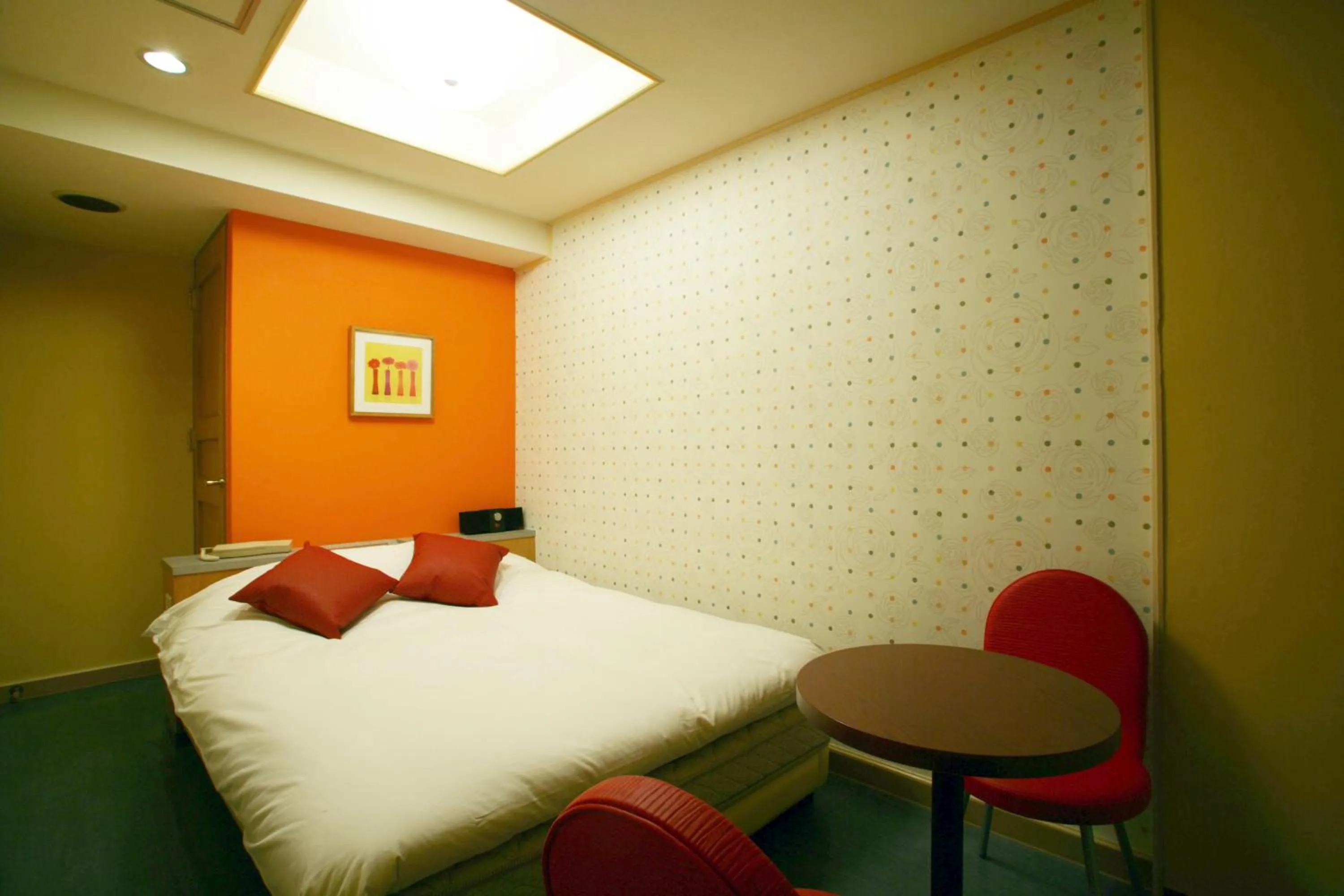 Photo of the whole room, Bed in Hotel AQUA Blue Yokosuka (Adult Only)