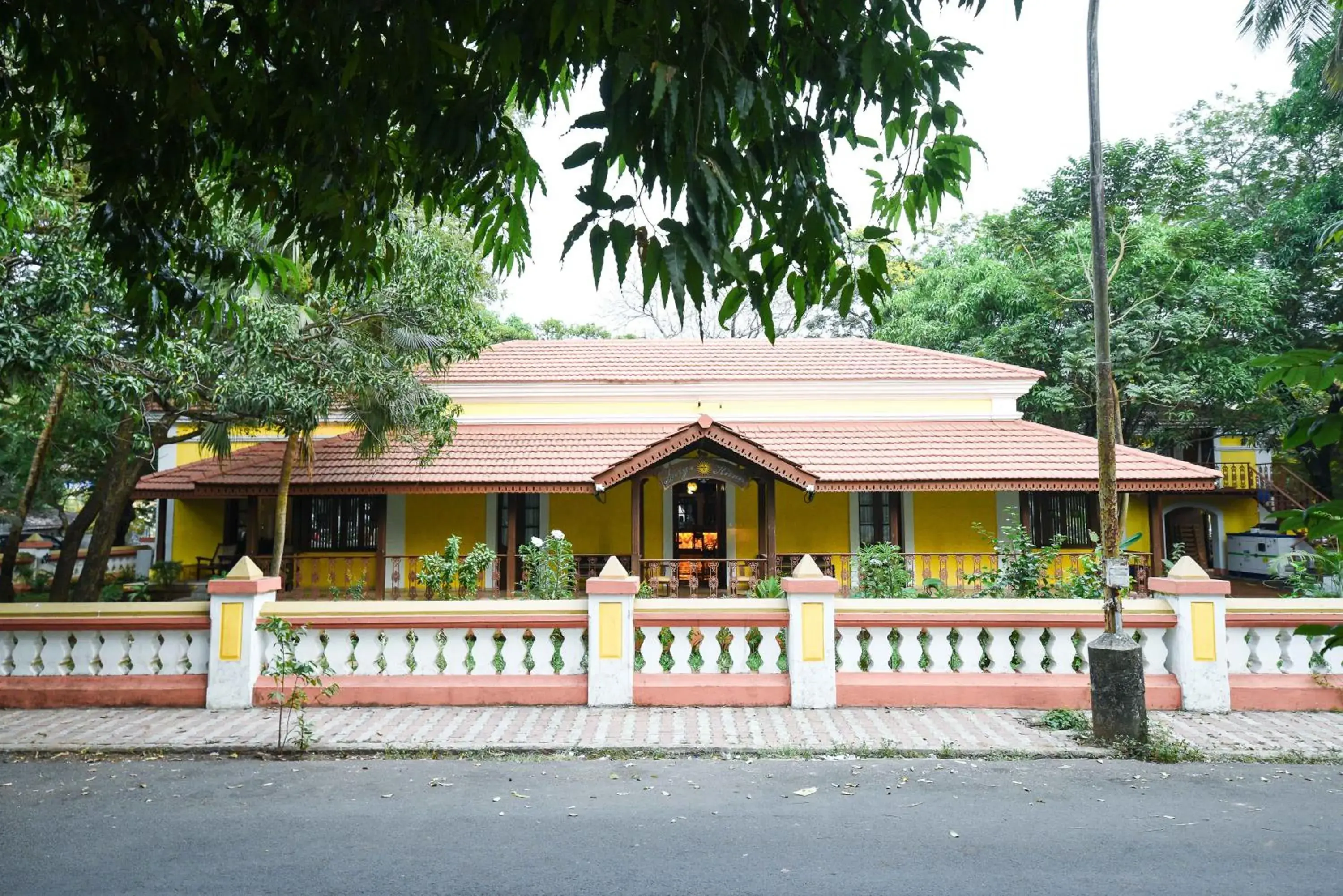 Surya Kiran Heritage Hotel Surya Kiran Heritage Hotel