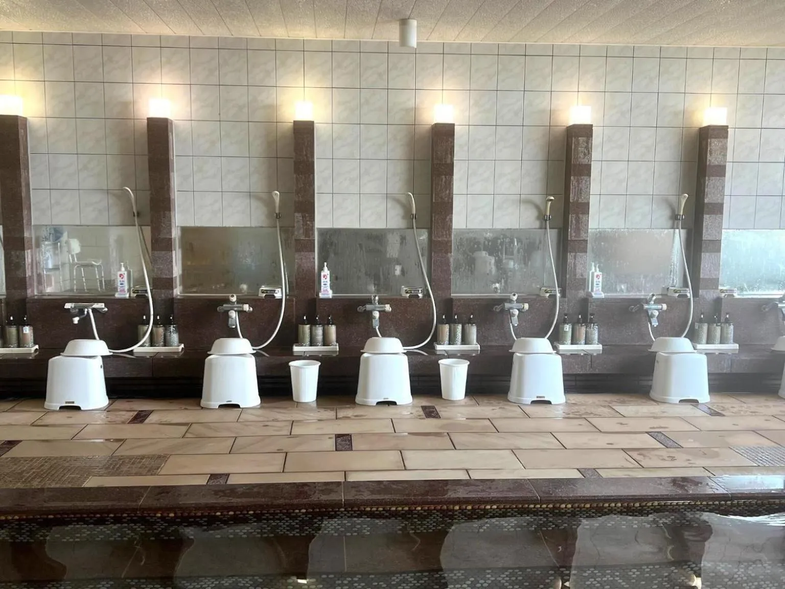 Hot Spring Bath in Mikawawan Resort Linx