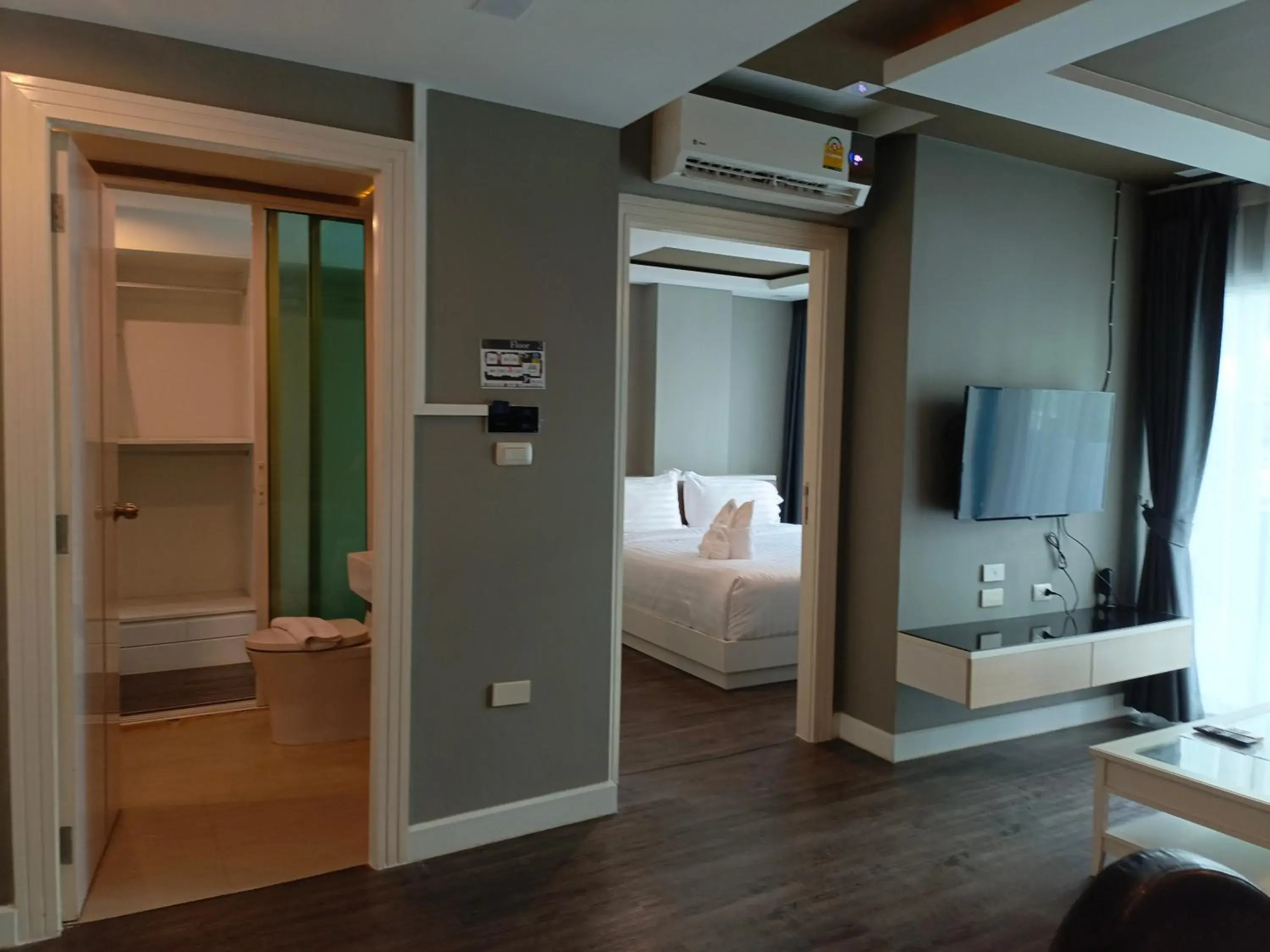 Suite Pool View in Wisdom Hotel & Residence Suite Pool View in Wisdom Hotel & Residence