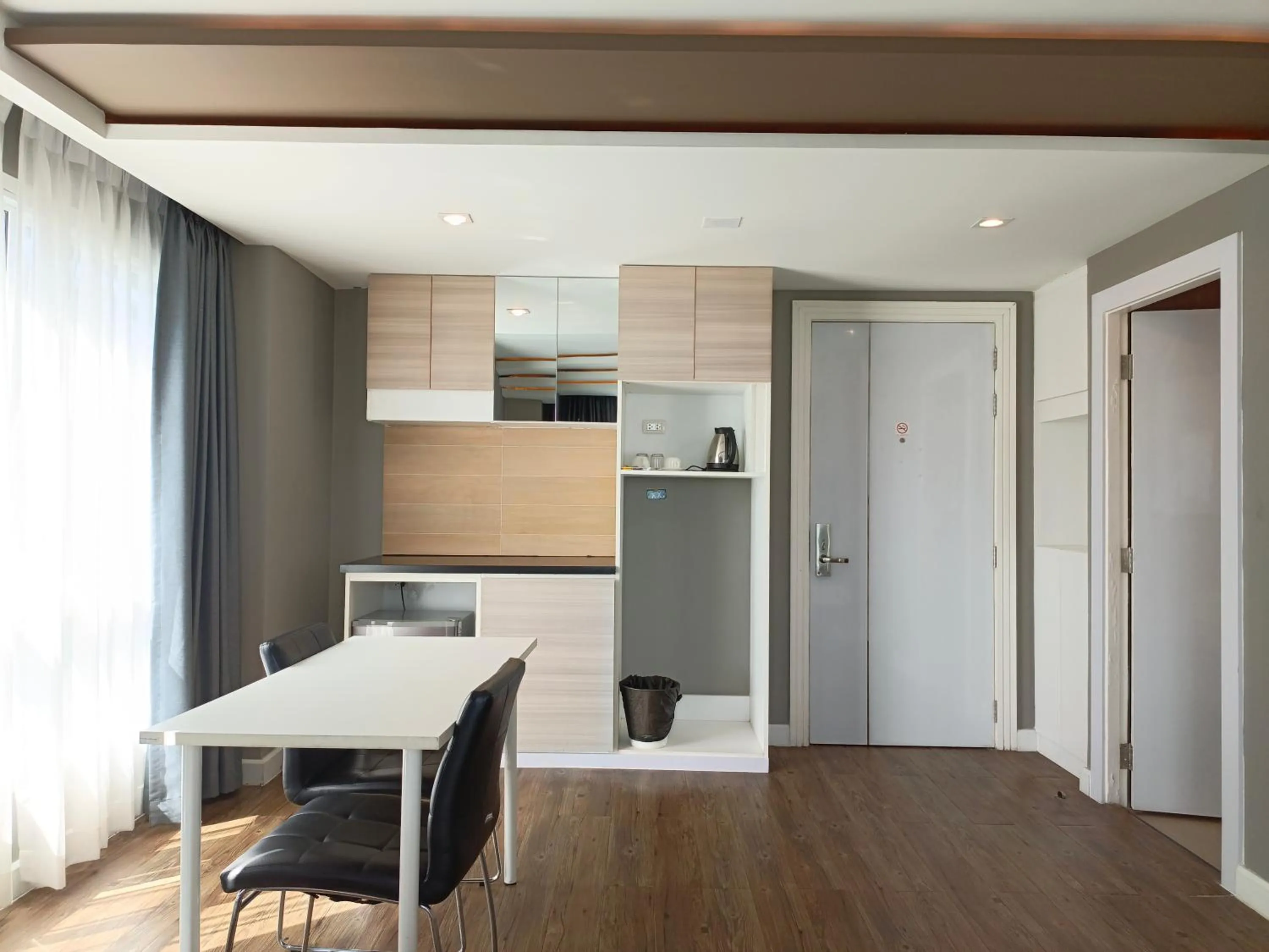 Wisdom Hotel & Residence