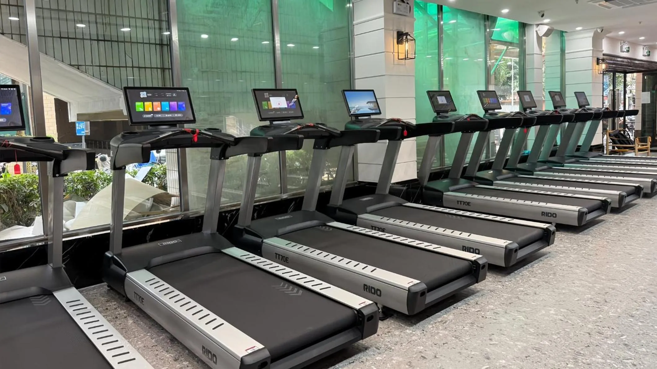 Fitness centre/facilities in Holiday Inn Shenzhen Donghua by IHG