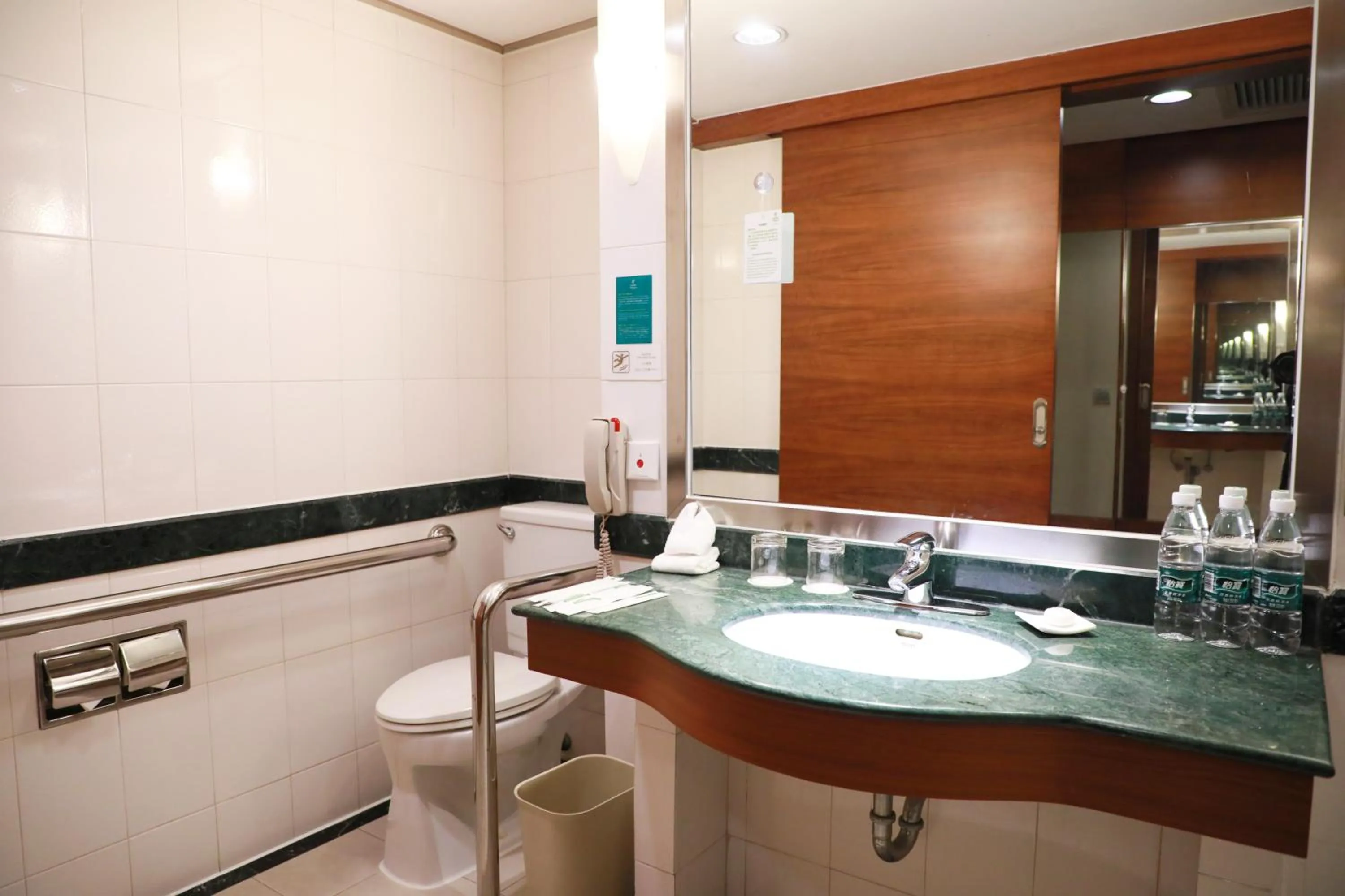 Holiday Inn Shenzhen Donghua by IHG